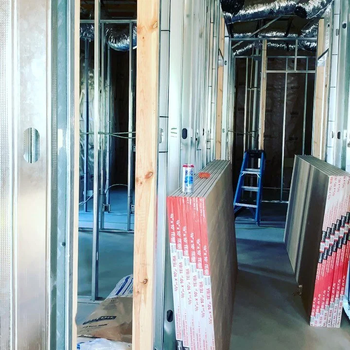 BATRES DRYWALL #metalframe #drywall #finishlevel5 #paint #acousticeilings  #costumerhappy⚡👌