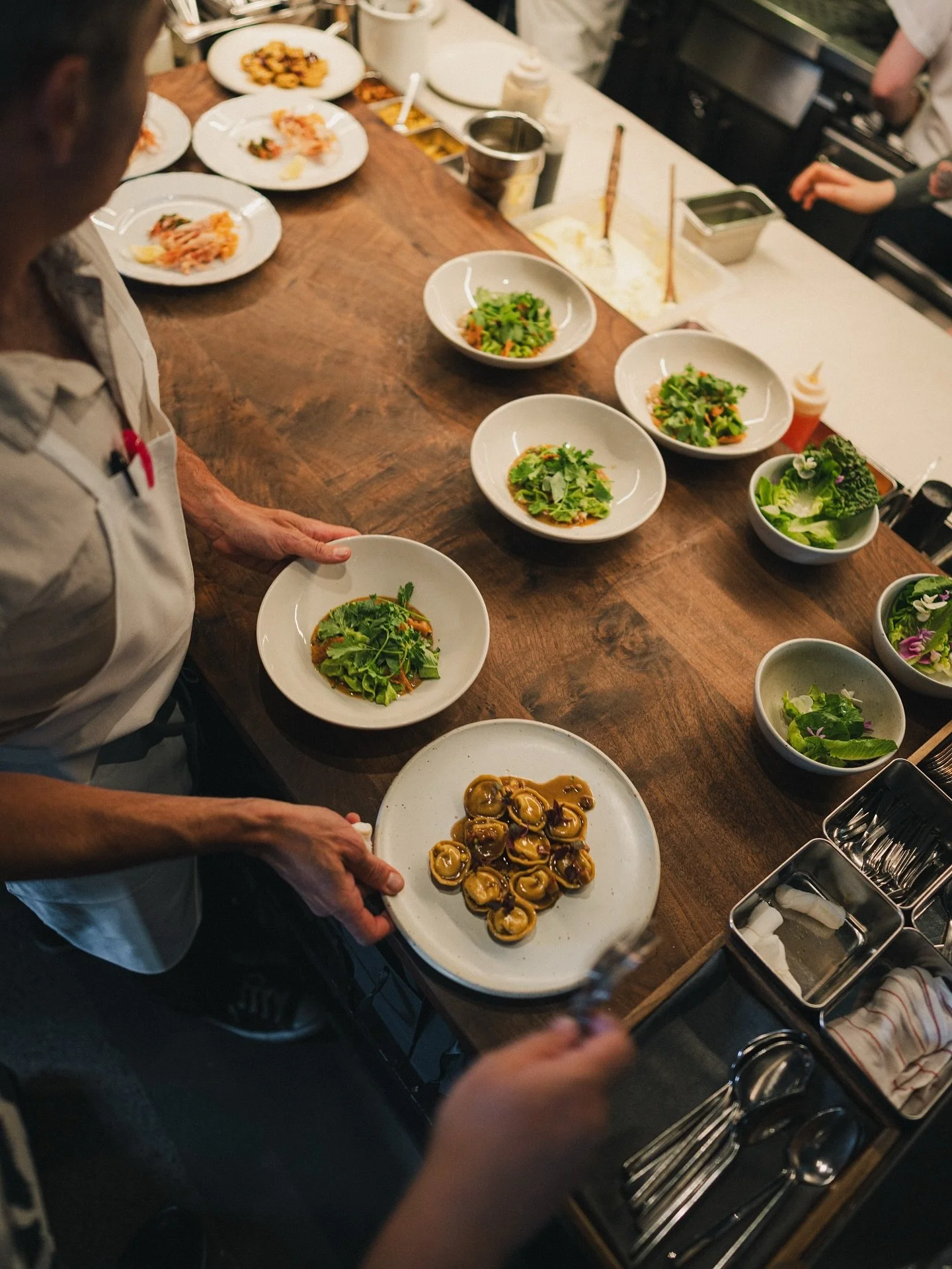 When your friends (@flourandwatersf x @xiaoyepdx) get together for a collab and you get invited to document the night. ☺️ Thanks for having me @flourandwatersf ❤️ 

Posting just a little late. Shot back in July 2025.