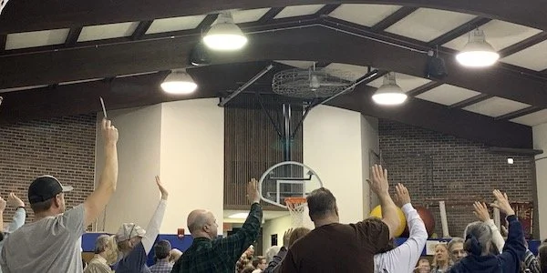   A pseudo-democratic experiment in a school gymnasium    Feb 7, 2020    A no-longer-local's dispatch from the Iowa caucuses.