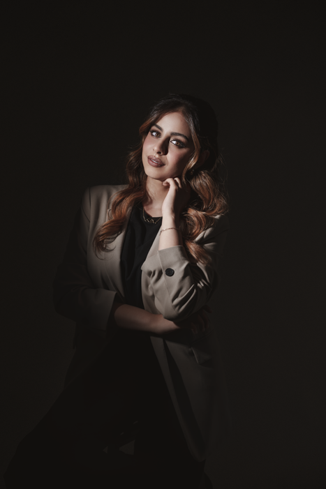 STUDIO+PROFESSIONAL+PHOTOSHOOT+FOR+WOMEN+ELEGANT+BY+IRENA+CIMA+PHOTOGRAPHY+WAIHEKE+ISLAND+AUCKLAND+NEW+ZEALAND14.png