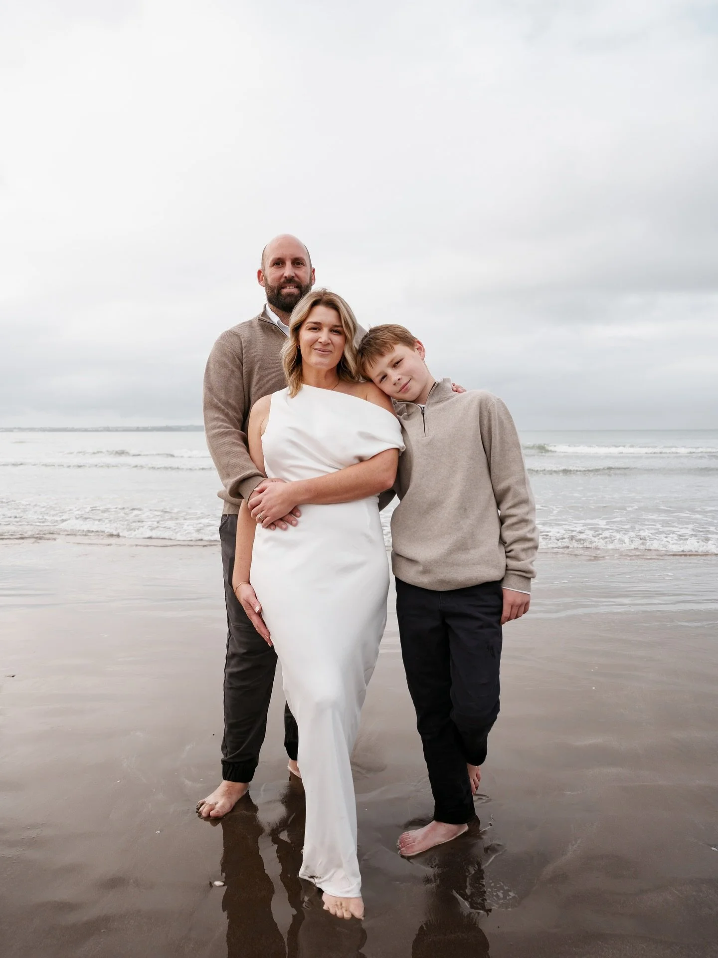 Once you overcome the fear of booking a family photoshoot, you will receive photos you will want to frame, and that is absolutely worth it! 🤩 
My photoshoots are relaxed and easy, so there is no need to stress about the process!
Taking bookings for