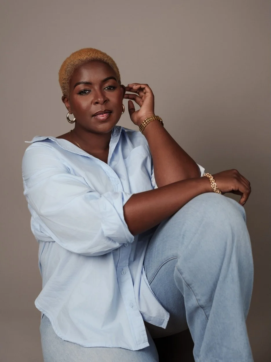 This studio photoshoot experience is for women who are:

✨On a personal growth journey 
Photography can be a powerful mirror. This experience helps you reconnect with yourself, nurture self-love, and see your strength in a new way.

✨Soon-to-be mums 