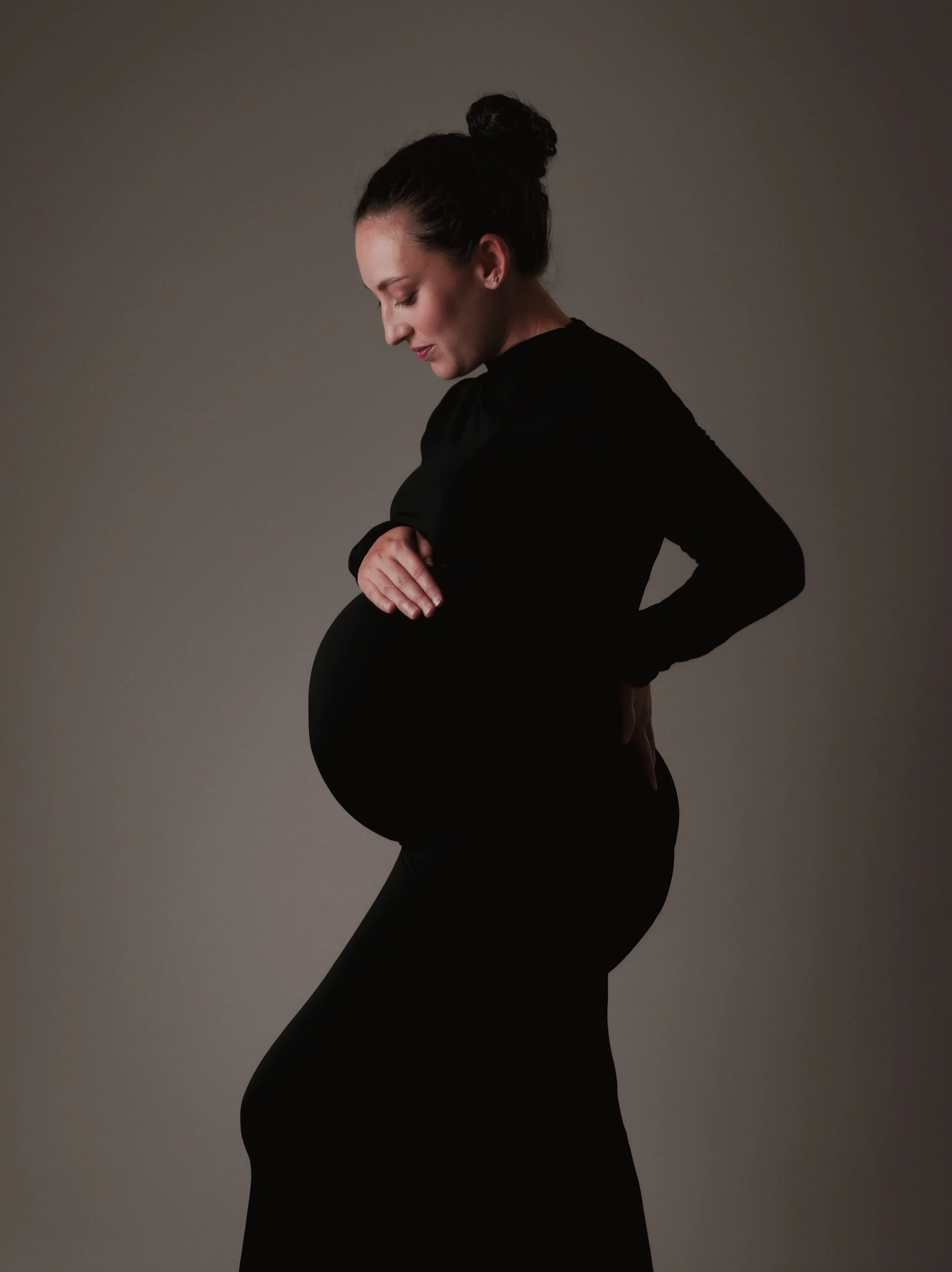 A maternity photoshoot is about so much more than creating photos of you and your bump. I see it as a celebration of you and everything your body is doing. 

When you stop and think about it, it&rsquo;s pretty incredible that we get to grow an entire