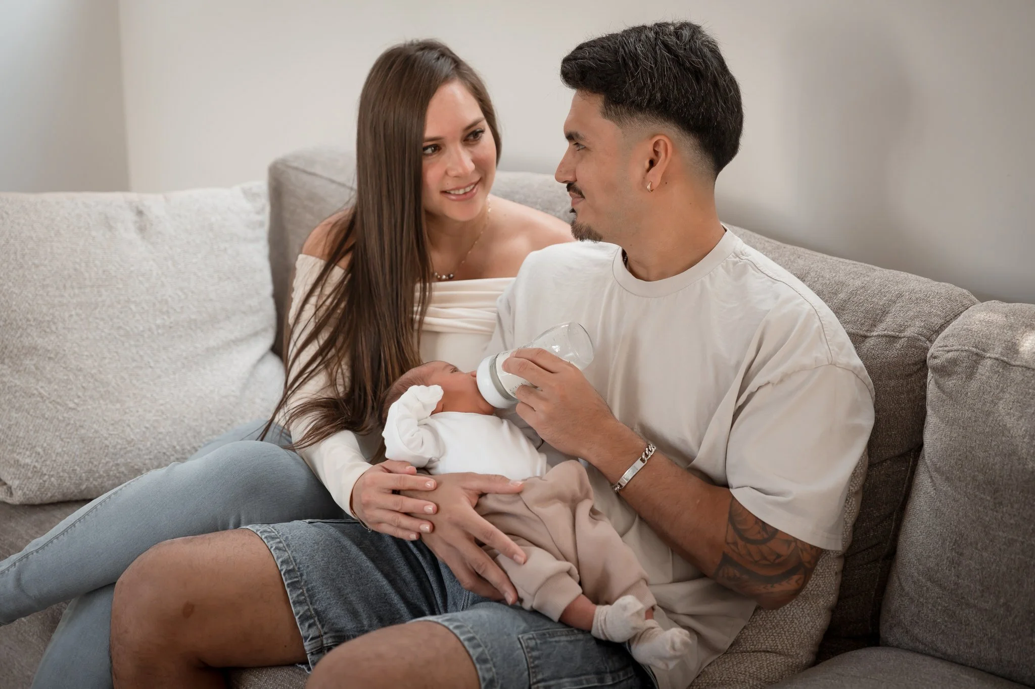 AUCKLAND+NEWBORN+IN+HOME+PHOTOSHOOT+INDOOR+IRENA+CIMA+PORTRAIT+PHOTOGRAPHER16.jpg