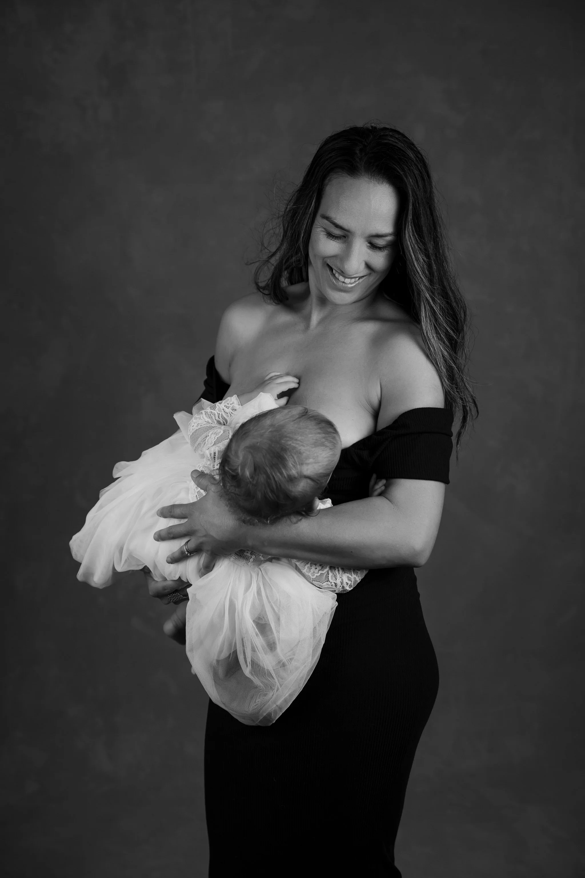 STUDIO+MUM+BABY+ELEGANT+PHOTOSHOOT+WAIHEKE+AUCKLAND+NEW+ZEALAND+IRENA+CIMA+PHOTOGRAPHY15.jpg