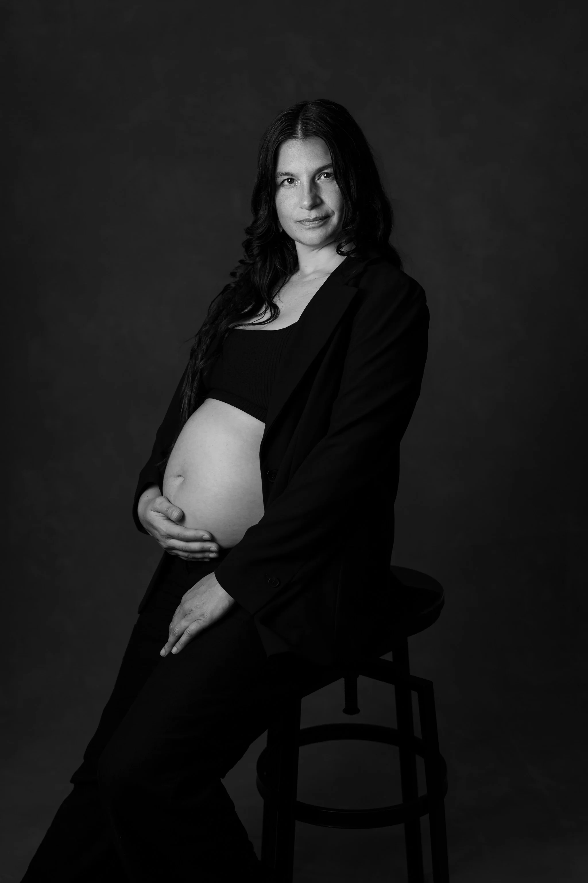 WOMENS+PORTRAITS+STUDIO+ELEGANT+MATERNITY+PHOTOSHOOT+WAIHEKE+AUCKLAND+NEW+ZEALAND+IRENA+CIMA+PHOTOGRAPHY6.jpg