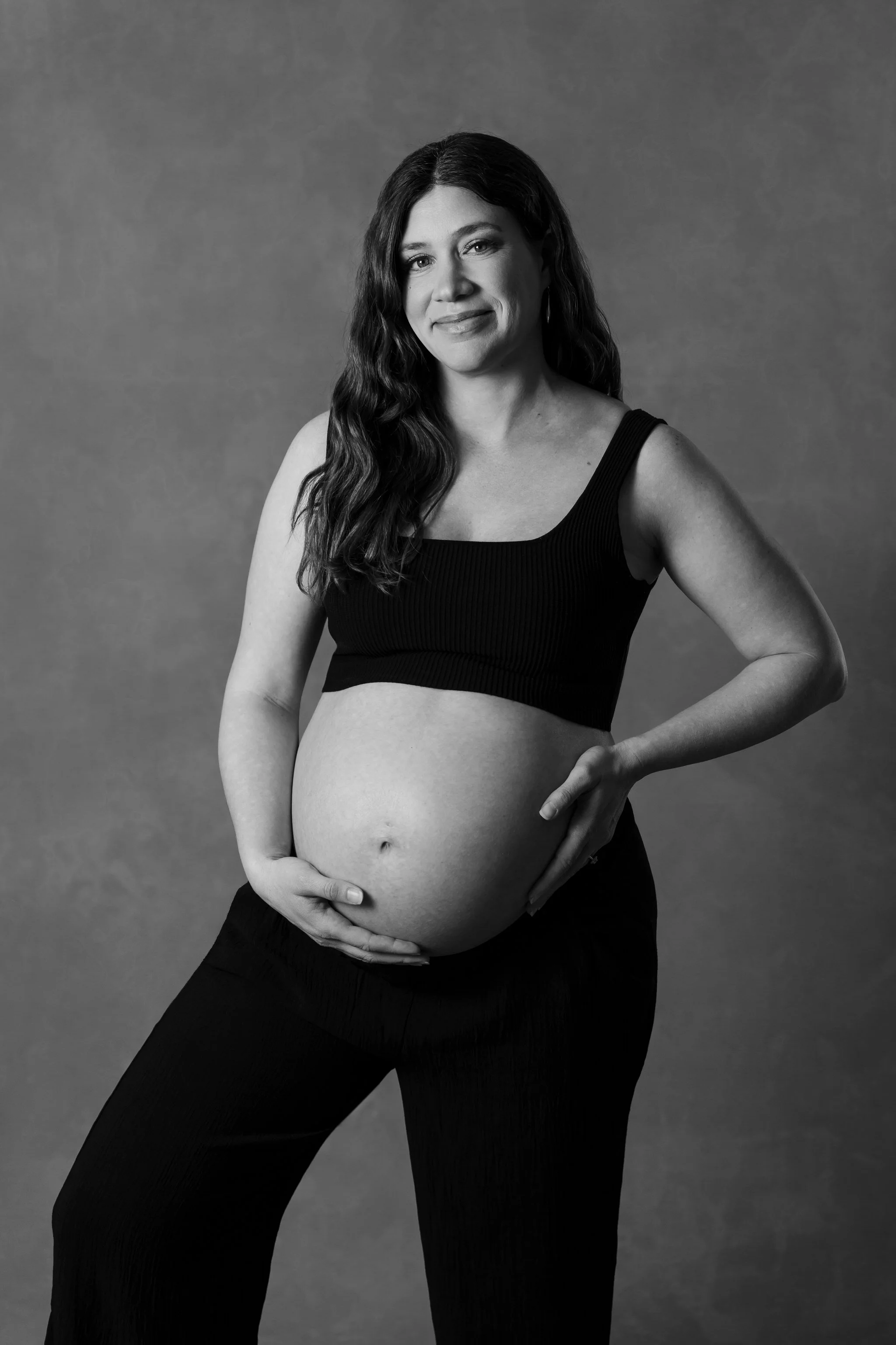 STUDIO+MATERNITY+ELEGANT+PHOTOSHOOT+WAIHEKE+AUCKLAND+NEW+ZEALAND+IRENA+CIMA+PHOTOGRAPHY14.jpg