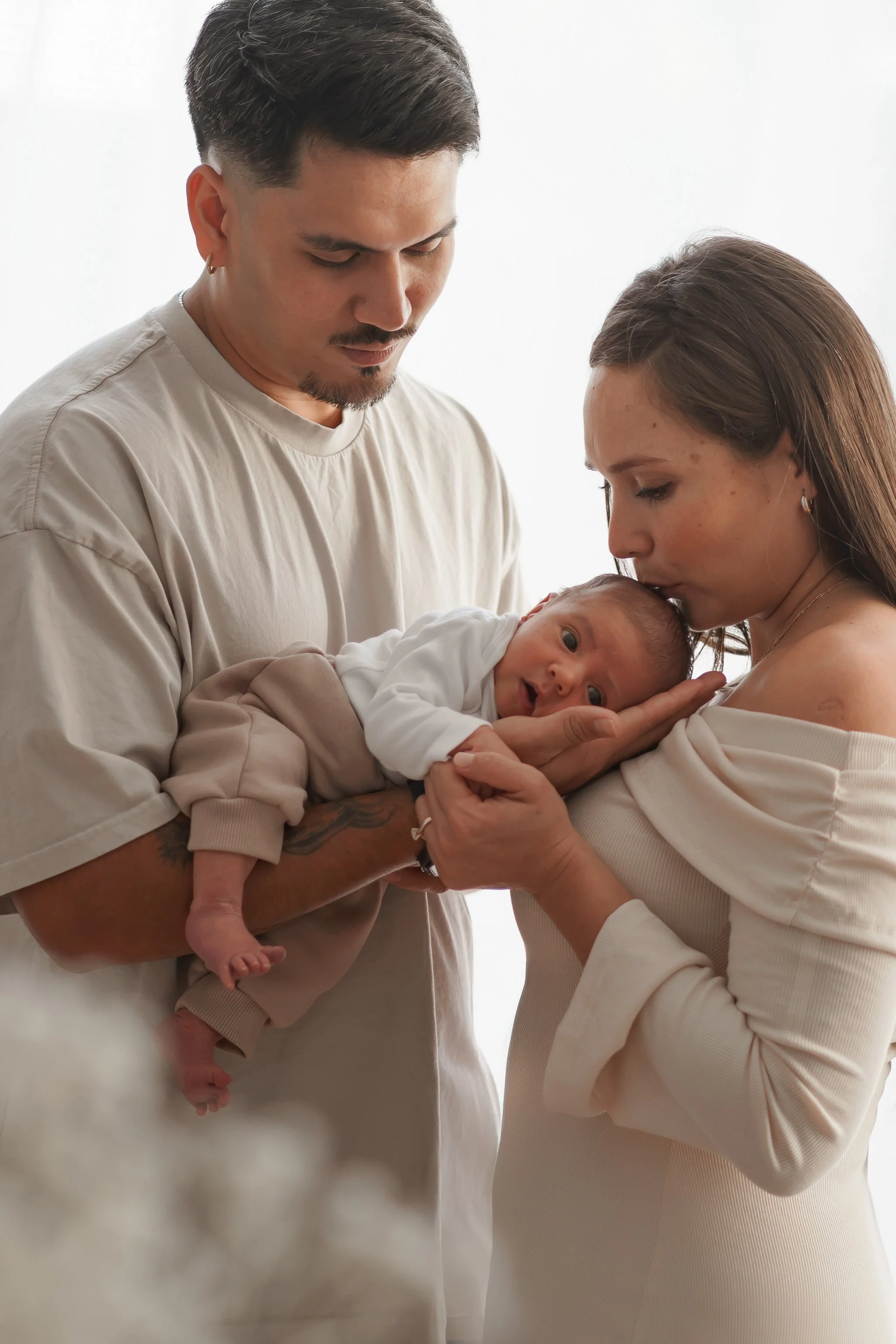 AUCKLAND+NEWBORN+IN+HOME+PHOTOSHOOT+INDOOR+IRENA+CIMA+PORTRAIT+PHOTOGRAPHER5.jpg