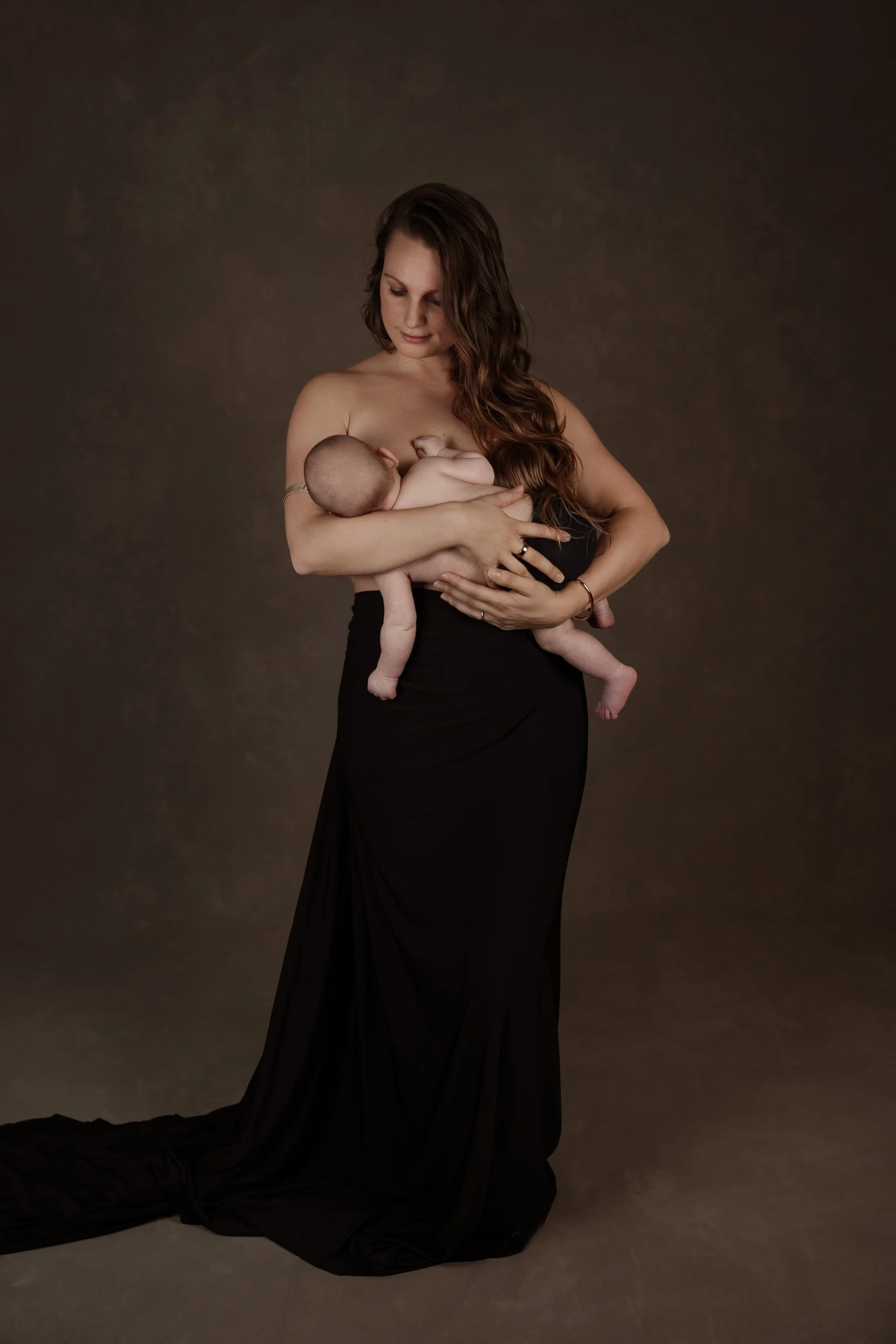 STUDIO+MATERNITY+ELEGANT+PHOTOSHOOT+WAIHEKE+AUCKLAND+NEW+ZEALAND+IRENA+CIMA+PHOTOGRAPHY2.jpg