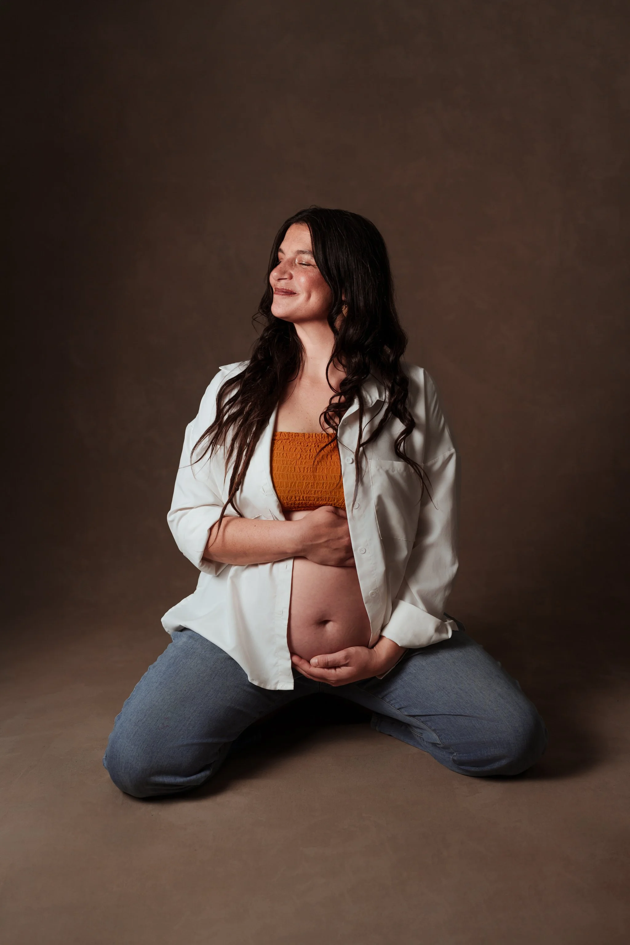 WOMENS+PORTRAITS+STUDIO+ELEGANT+MATERNITY+PHOTOSHOOT+WAIHEKE+AUCKLAND+NEW+ZEALAND+IRENA+CIMA+PHOTOGRAPHY2.jpg