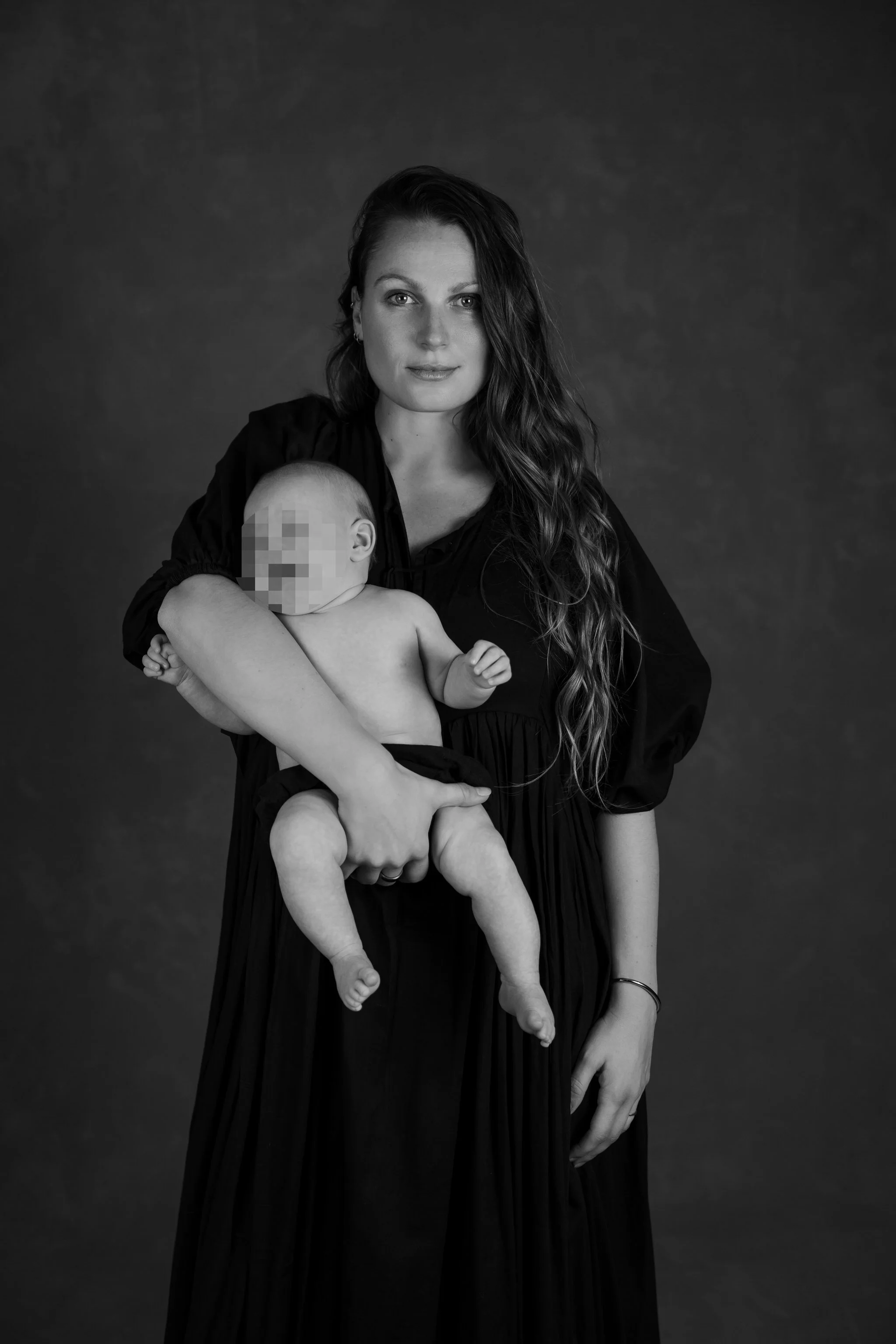STUDIO+MATERNITY+ELEGANT+PHOTOSHOOT+WAIHEKE+AUCKLAND+NEW+ZEALAND+IRENA+CIMA+PHOTOGRAPHY1.jpg