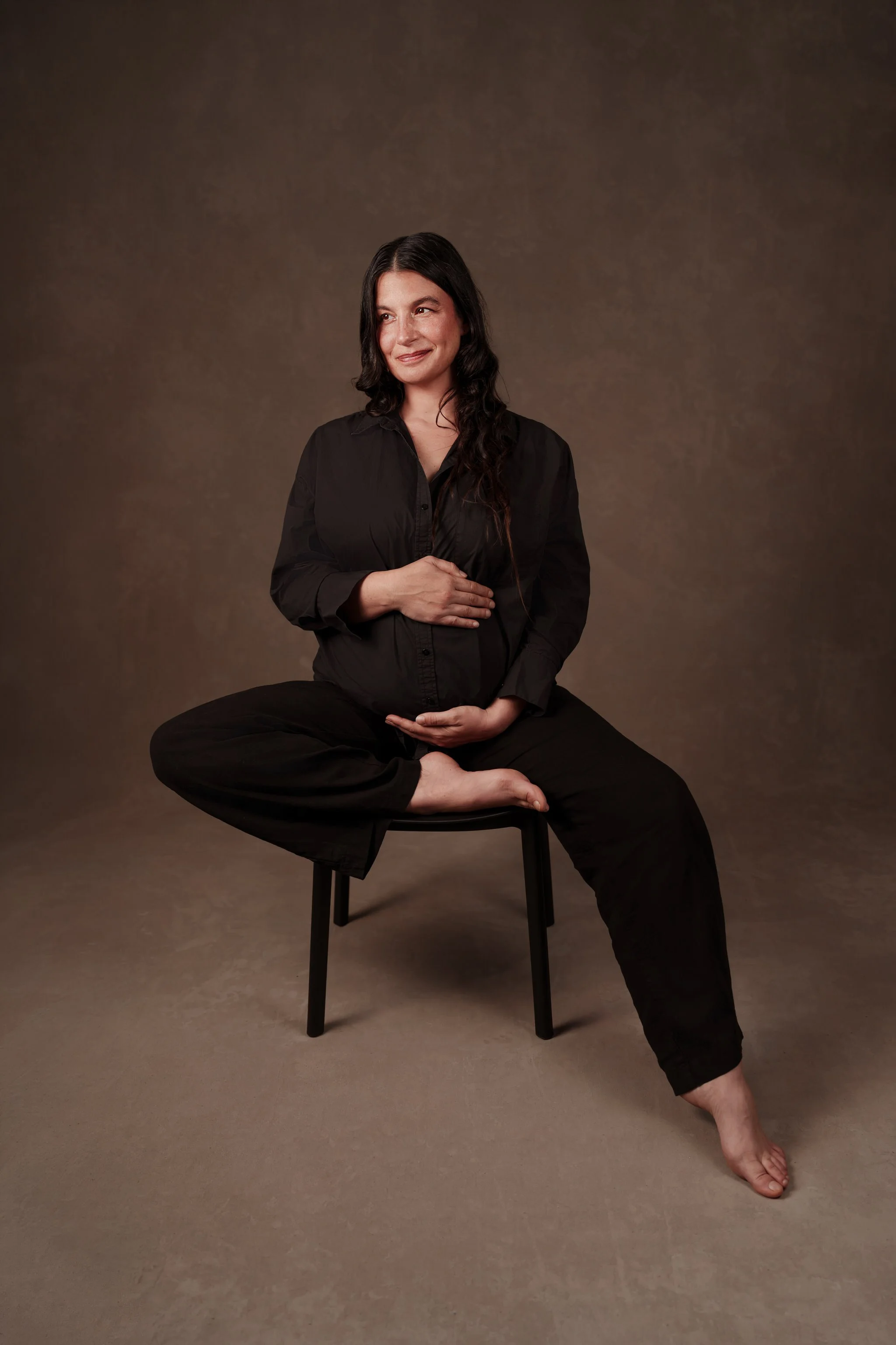 WOMENS+PORTRAITS+STUDIO+ELEGANT+MATERNITY+PHOTOSHOOT+WAIHEKE+AUCKLAND+NEW+ZEALAND+IRENA+CIMA+PHOTOGRAPHY7.jpg