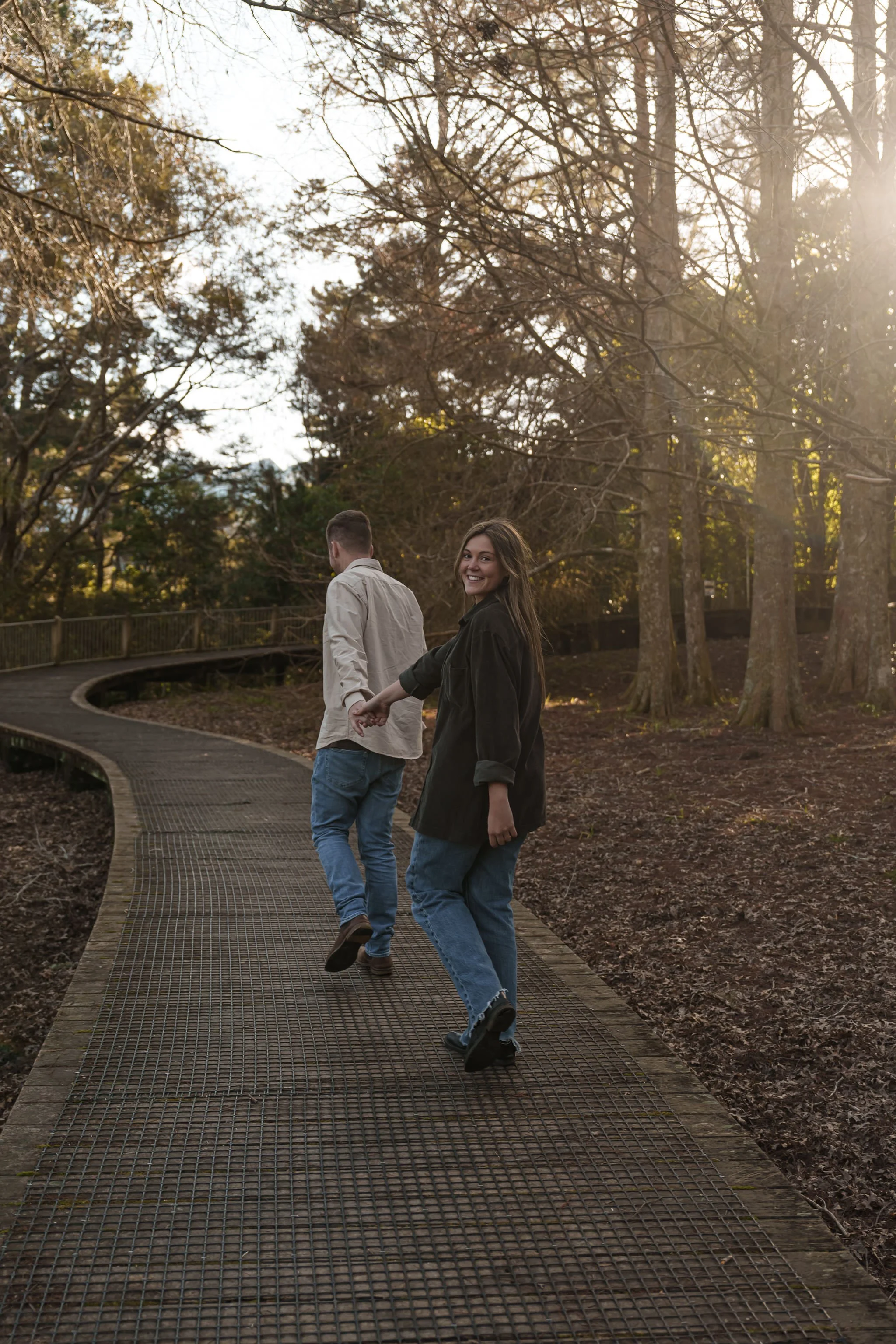 AUCKLAND+COUPLE+PARK+NORTH+SHORE+PHOTOSHOOT+OUTDOORS+IRENA+CIMA+PORTRAIT+PHOTOGRAPHER-23.jpg