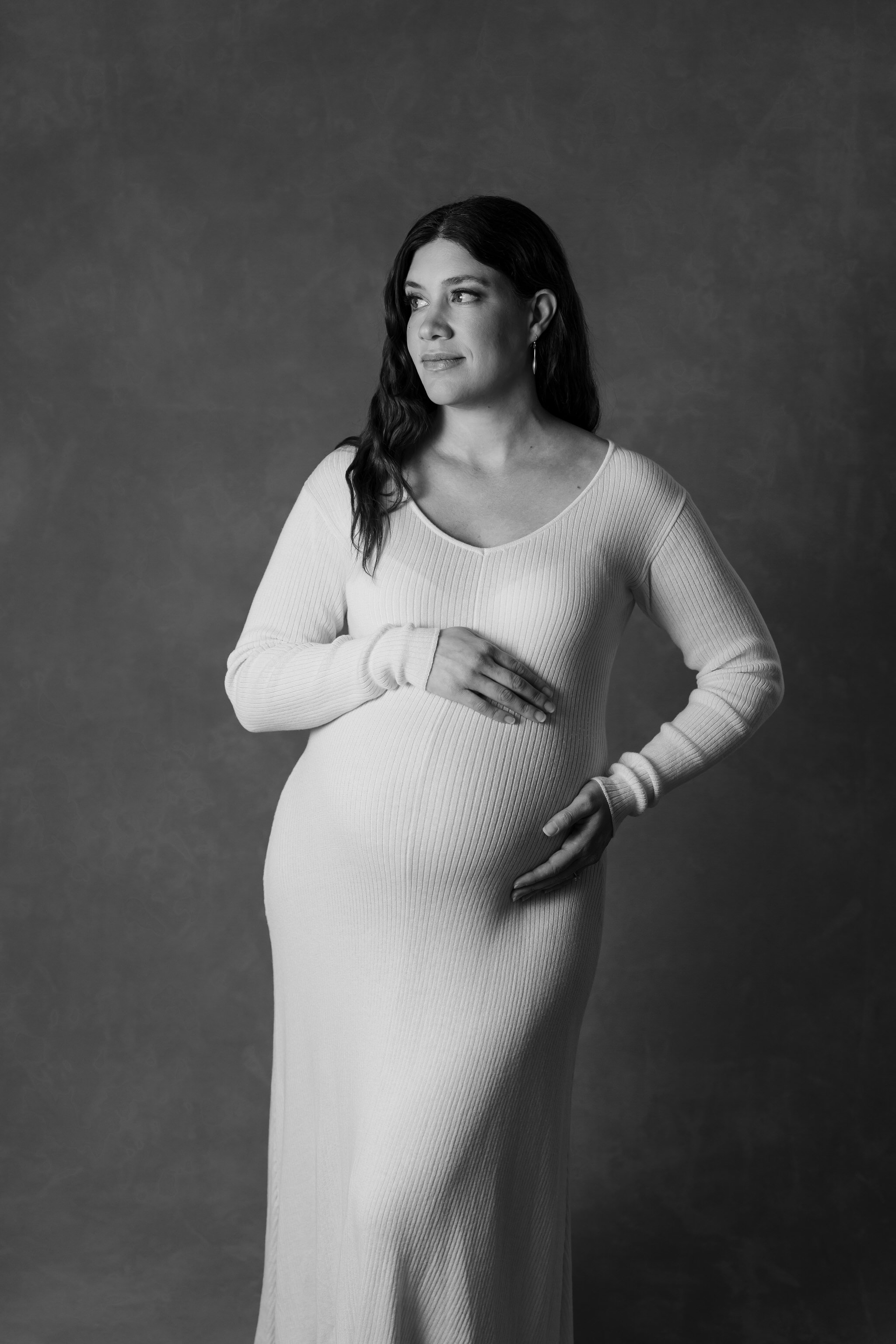 STUDIO+MATERNITY+ELEGANT+PHOTOSHOOT+WAIHEKE+AUCKLAND+NEW+ZEALAND+IRENA+CIMA+PHOTOGRAPHY7.jpg