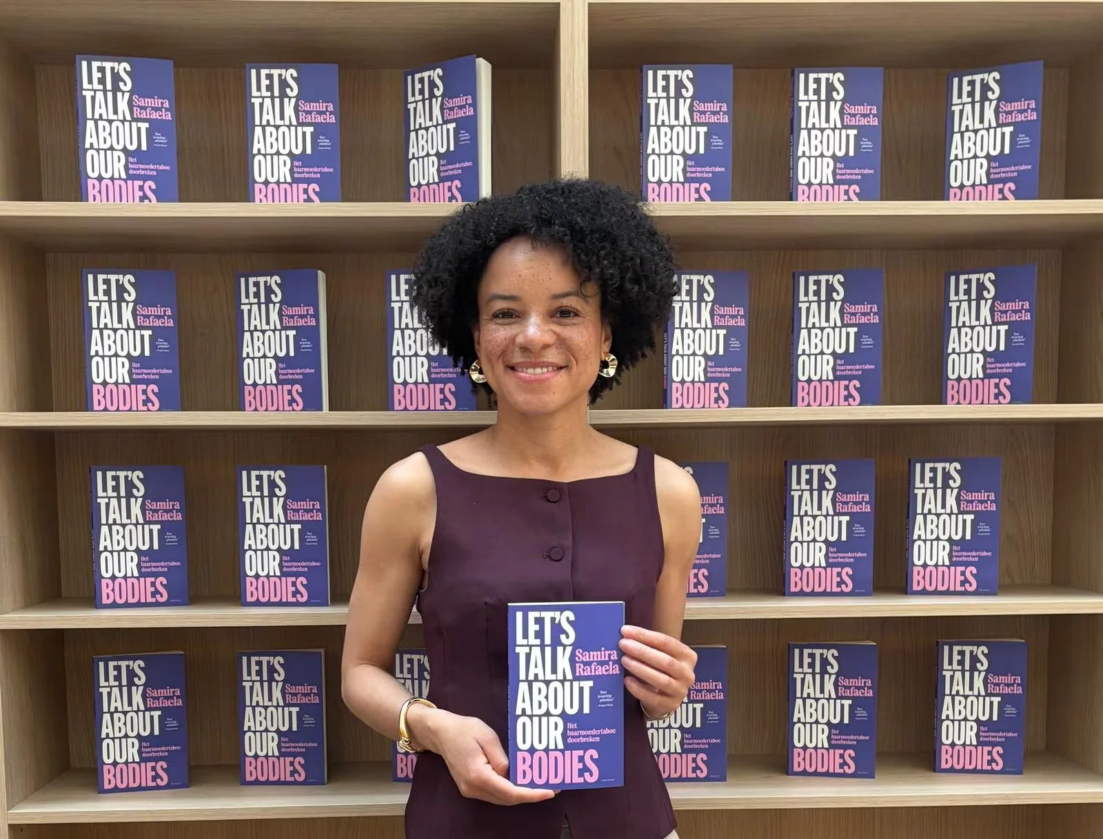 Let's talk about our bodies van Samira Rafaela 
is verschenen 27 mei 2026