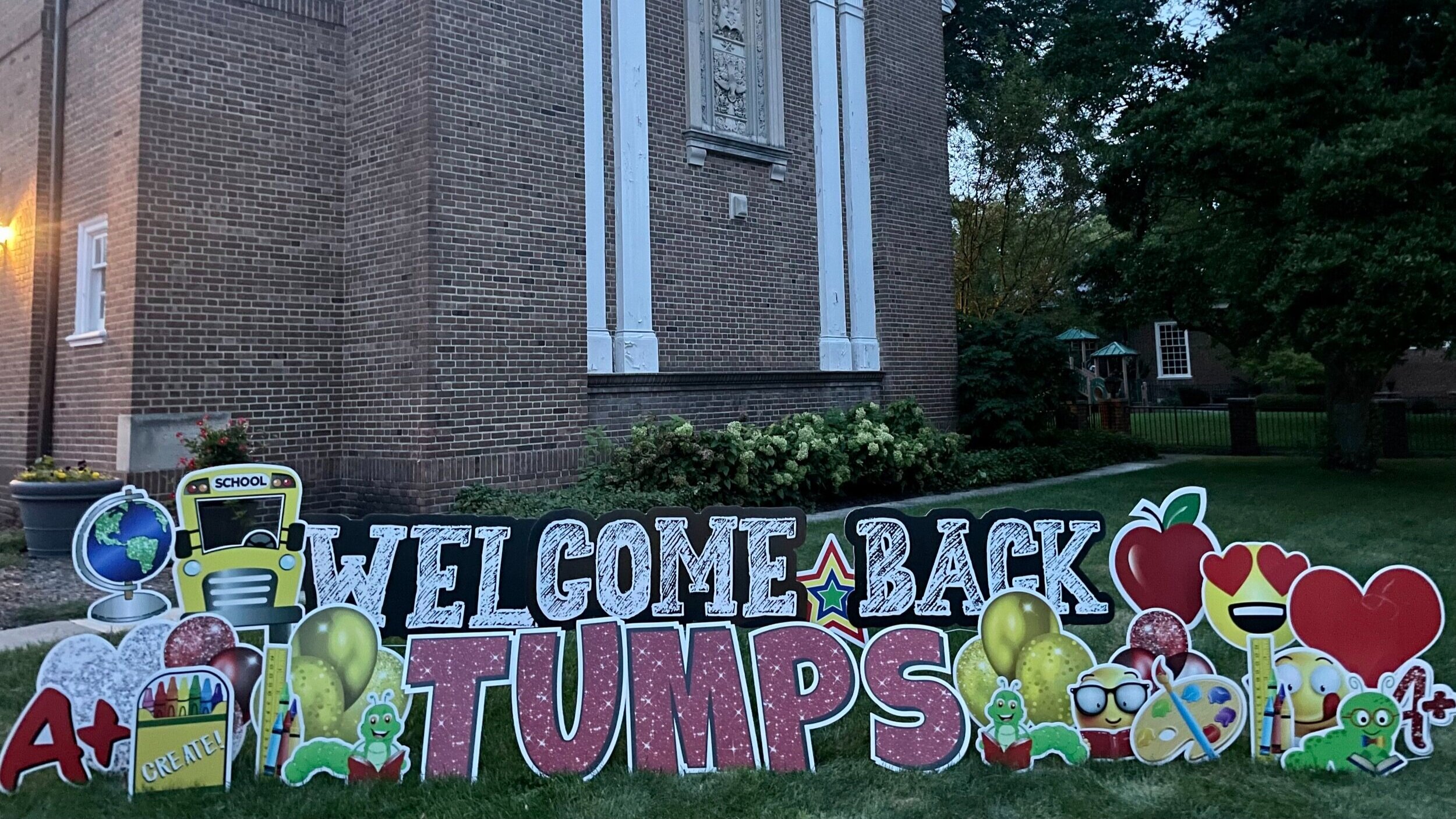 Welcome Back to School Yard Sign
