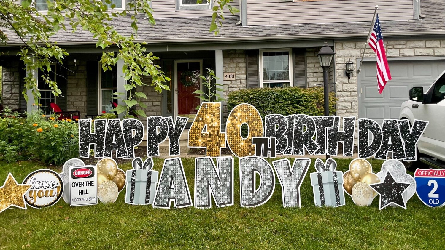 Happy Birthday Yard Signs Columbus, Ohio — Yard Party Signs Columbus