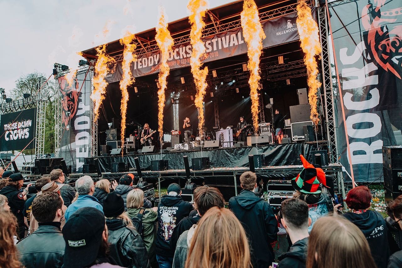 Thank you @teddyrocksfest for bringing the heat yesterday!! 🔥 

What a pleasure to play such an amazing festival for a wonderful cause. 

Our next performance will be headlining the Sunday night at @_callofthewildfestival_ at the end of the month.

