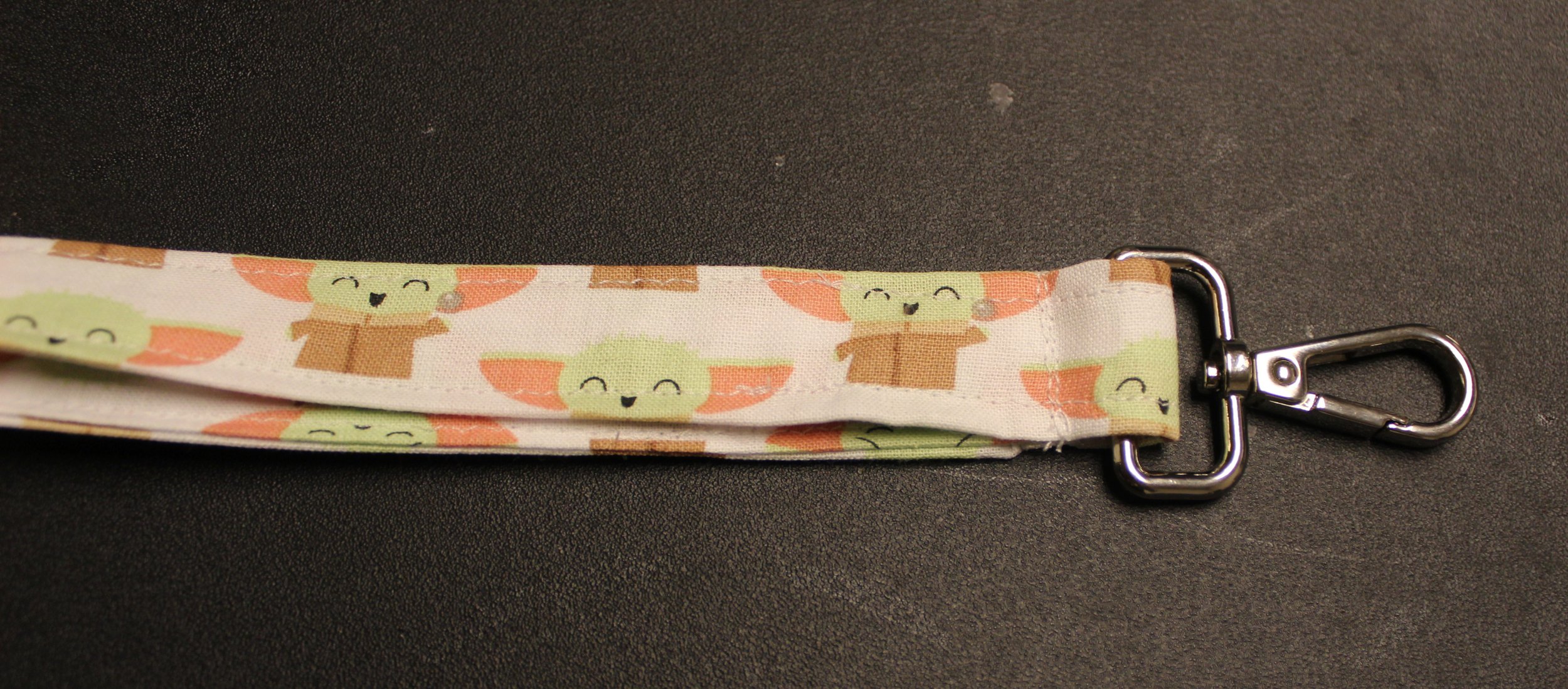 whitegrogu3.jpg