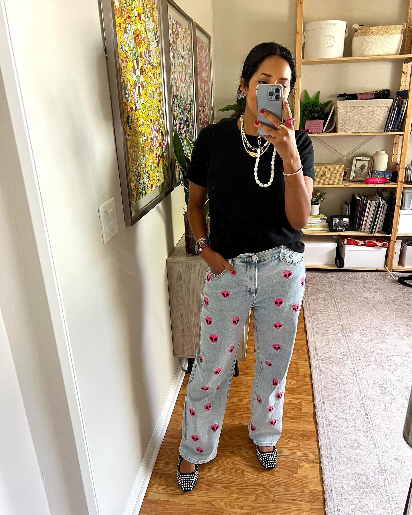 My daughter celebrated her 6th birthday with a Minecraft themed bday party. I didn&rsquo;t have any creeper or Minecraft merch, so pink aliens it was! 
.
.
.
.
.
LTK style, style post, daily style, style inspo
