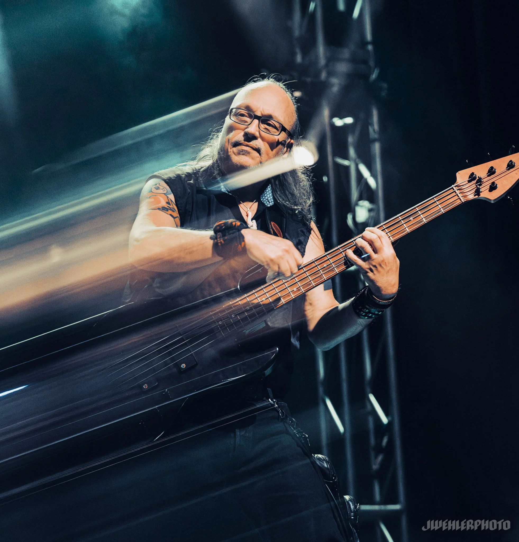 Paul Gilbert wm JWP00792.jpg