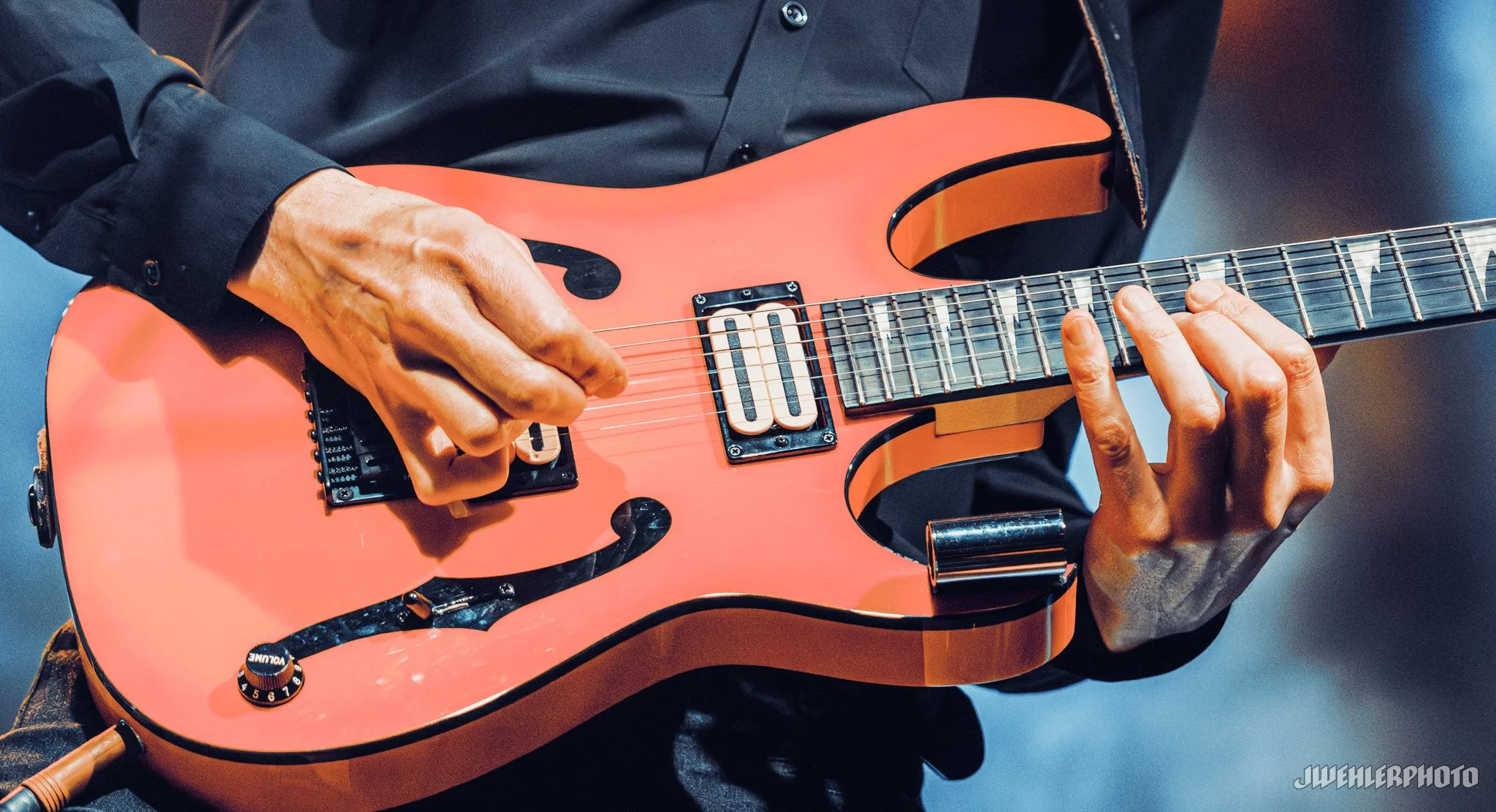 Paul Gilbert wm JWP00681.jpg