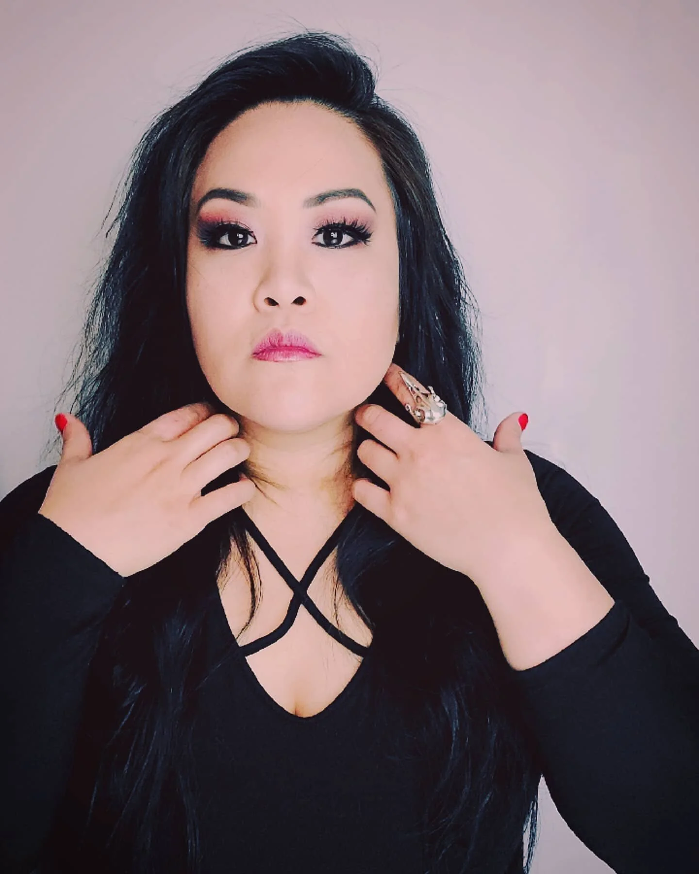 Off center,, off balance..
🖤❤
#tbt