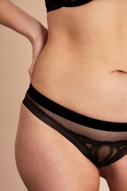 praise-your-quirks-thong-thong-theunderargumentcom-113307_540x.jpg