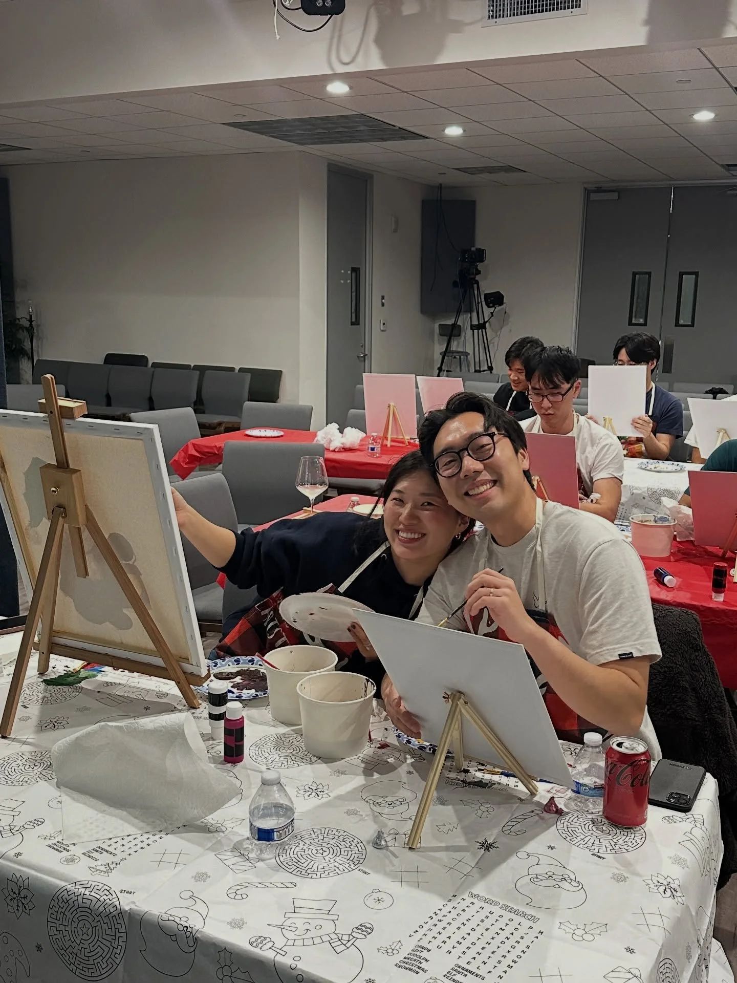 Canvas painting &amp; a birthday! 🎄🎉🎂