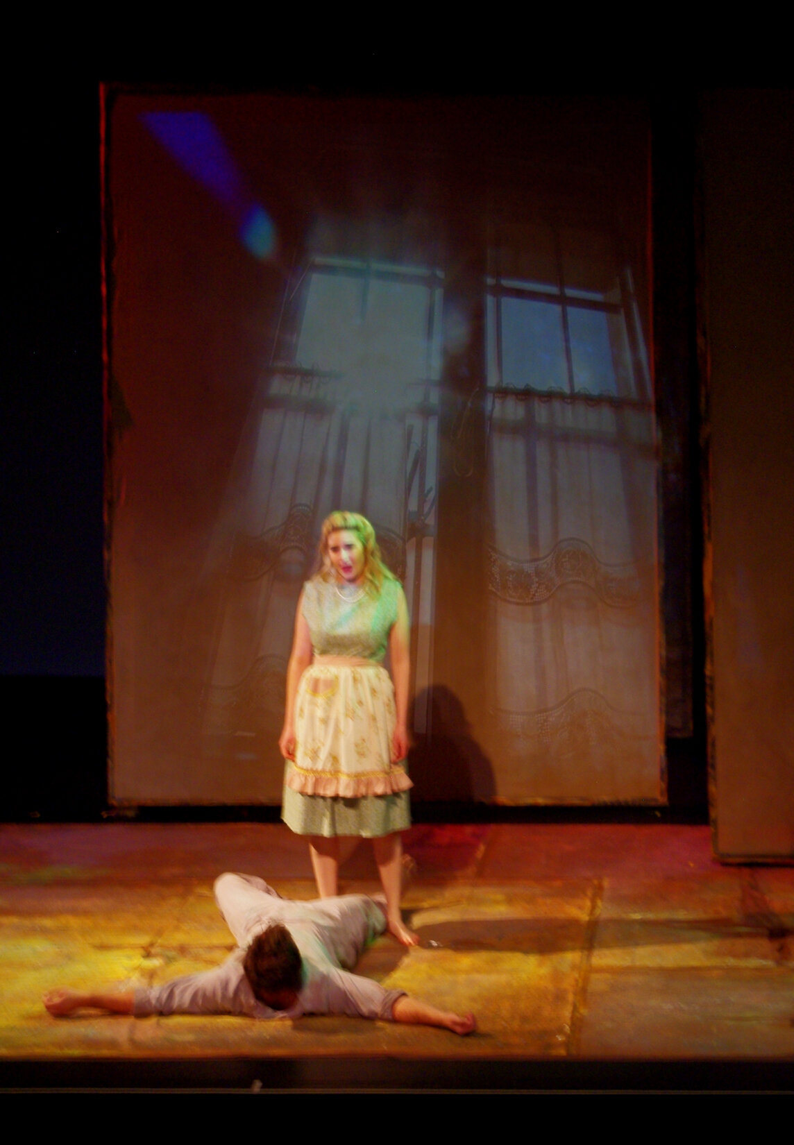 Alyce stepping into Jim's cell, blending world's