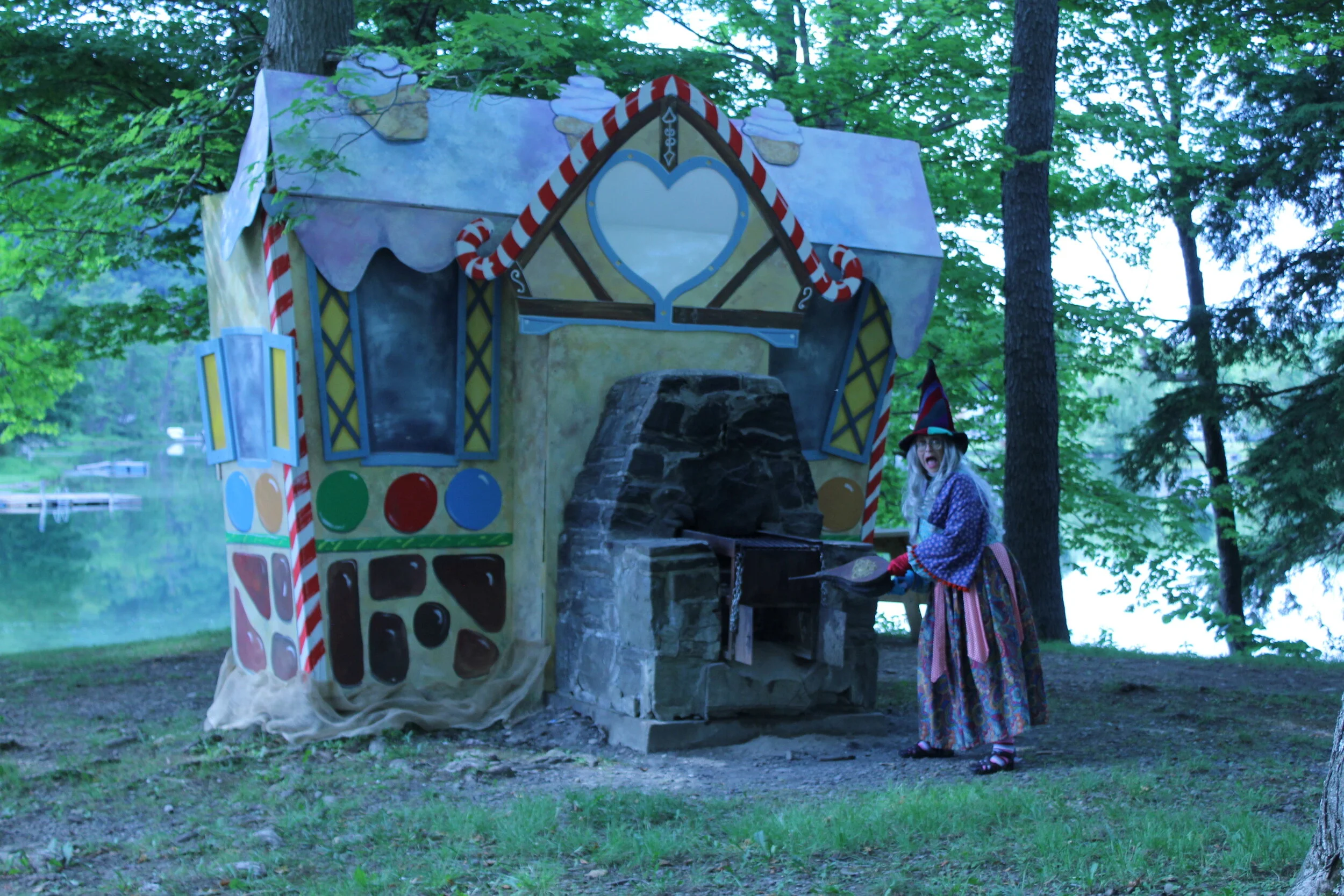 Hansel & Gretel candy house
photo be Eric Behnke