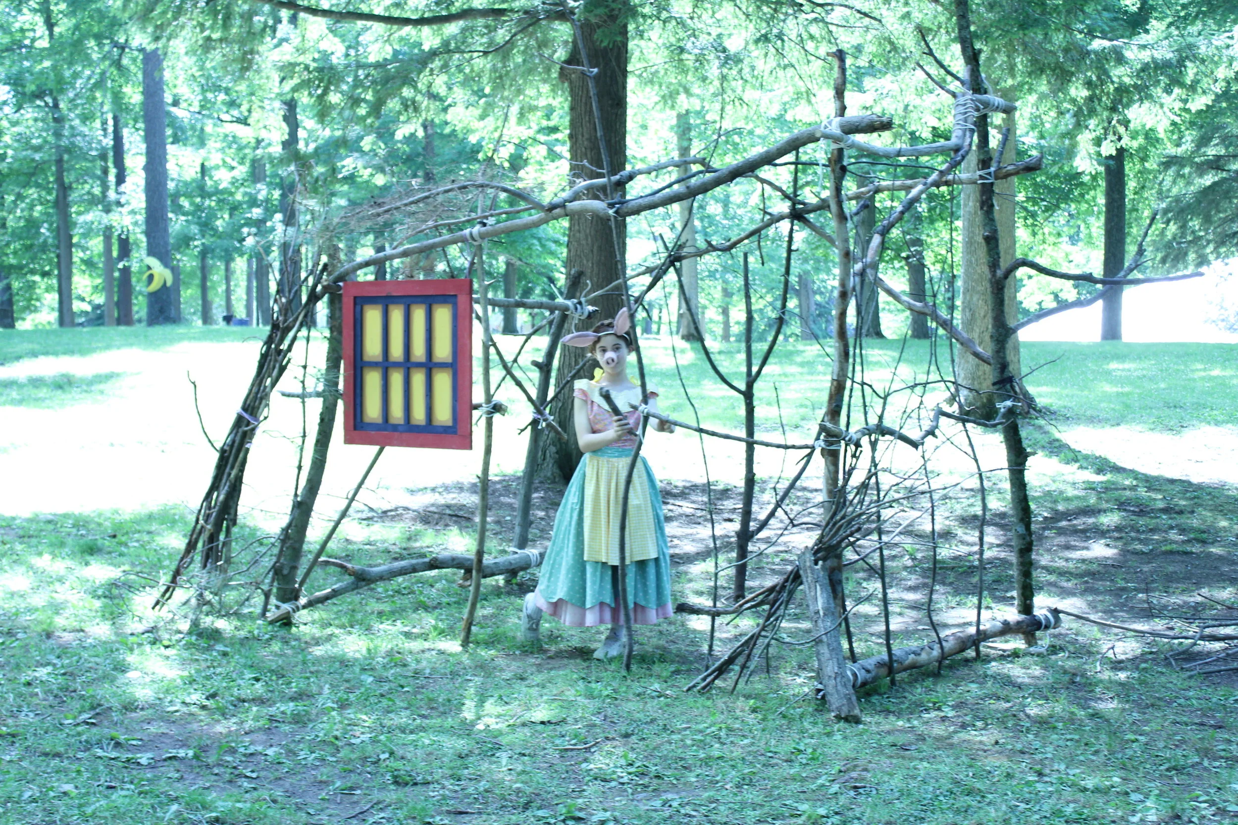 Three Little Pigs- Sticks
photo be Eric Behnke