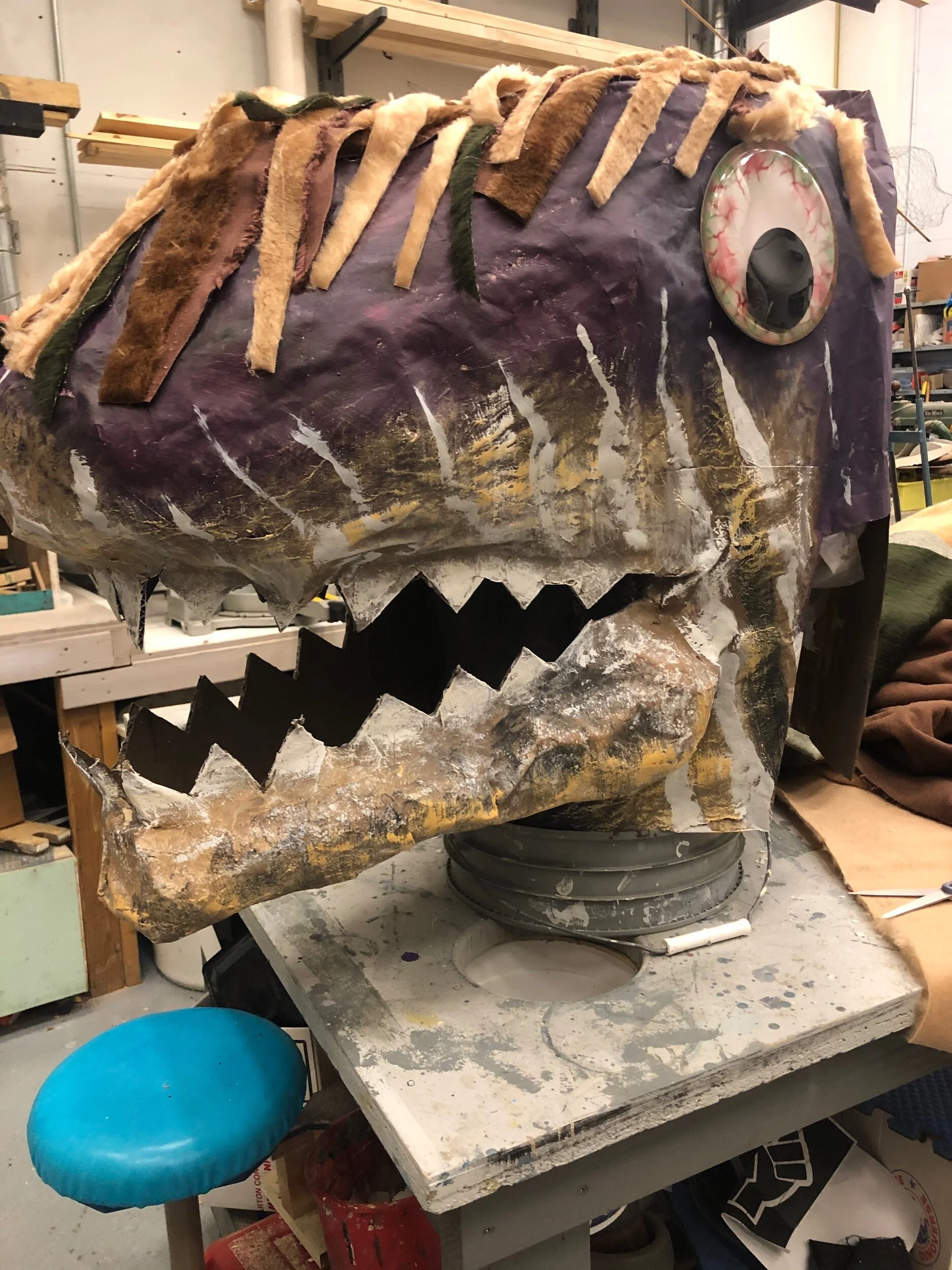 Dino/horse head puppet