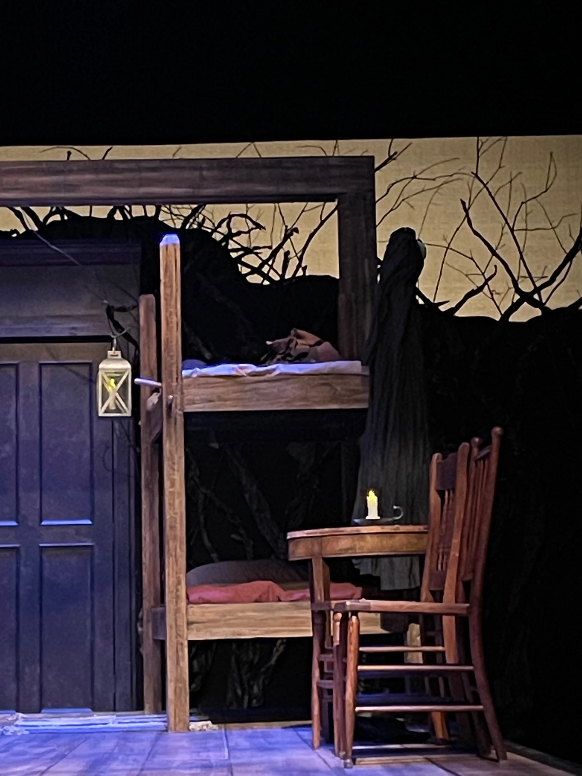Set dressing detail