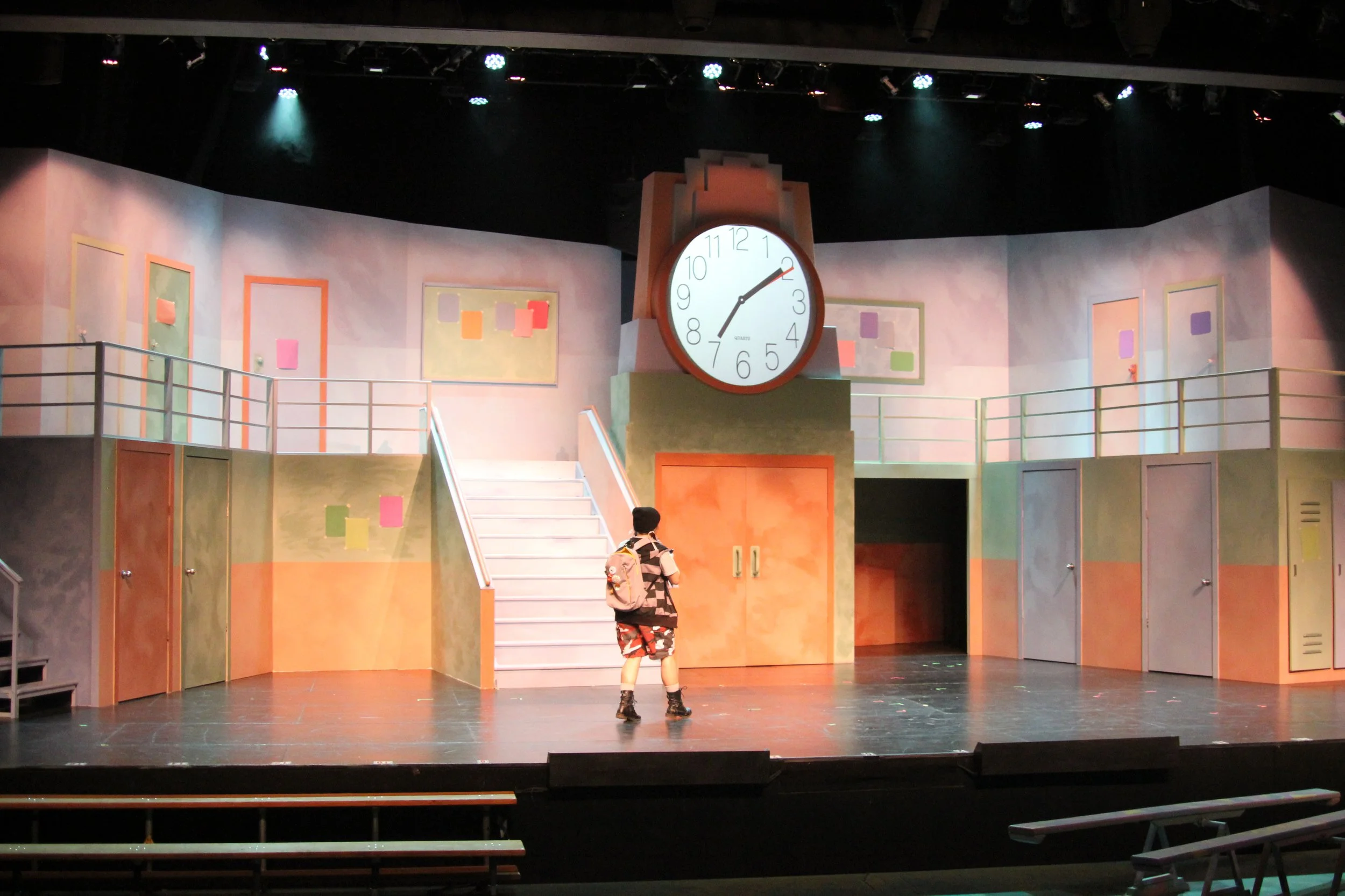 JoJo arrives at school
The clock was created in After Effects to look it worked in real time. It was as an animation timed for each show.