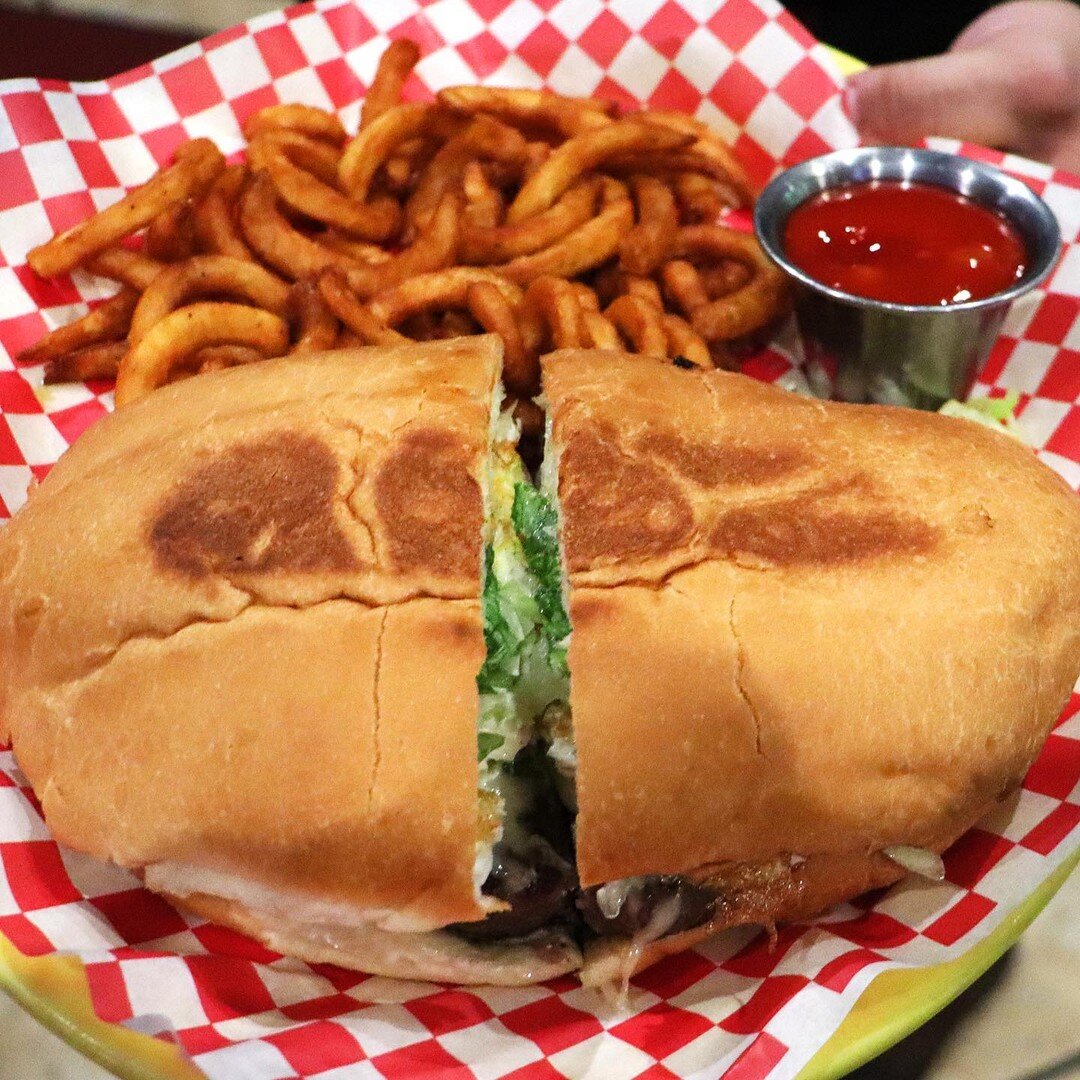 Try one of our Tortas, a Mexican sandwich full of delicious meat served with fries. Great for a simple but hearty meal!

#torta #patronanderson #foodstagram #elpatr&oacute;n #local #mexican #elpatron #ElPatronAnderson #foodporn #ınstagood #delicious 