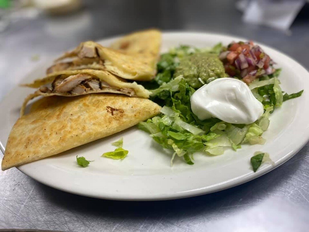 Quesadilla: Steak or Chicken?? Which is your favorite? 

#quesadillas  #elpatronfountaininn #delcious #ınstagood #instafood #dinner #elpatr&oacute;n #PatronFountainInnsc #lunchtime #lunch #foodislove #mexicanfood #foodporn #foodie #delicious #mexican
