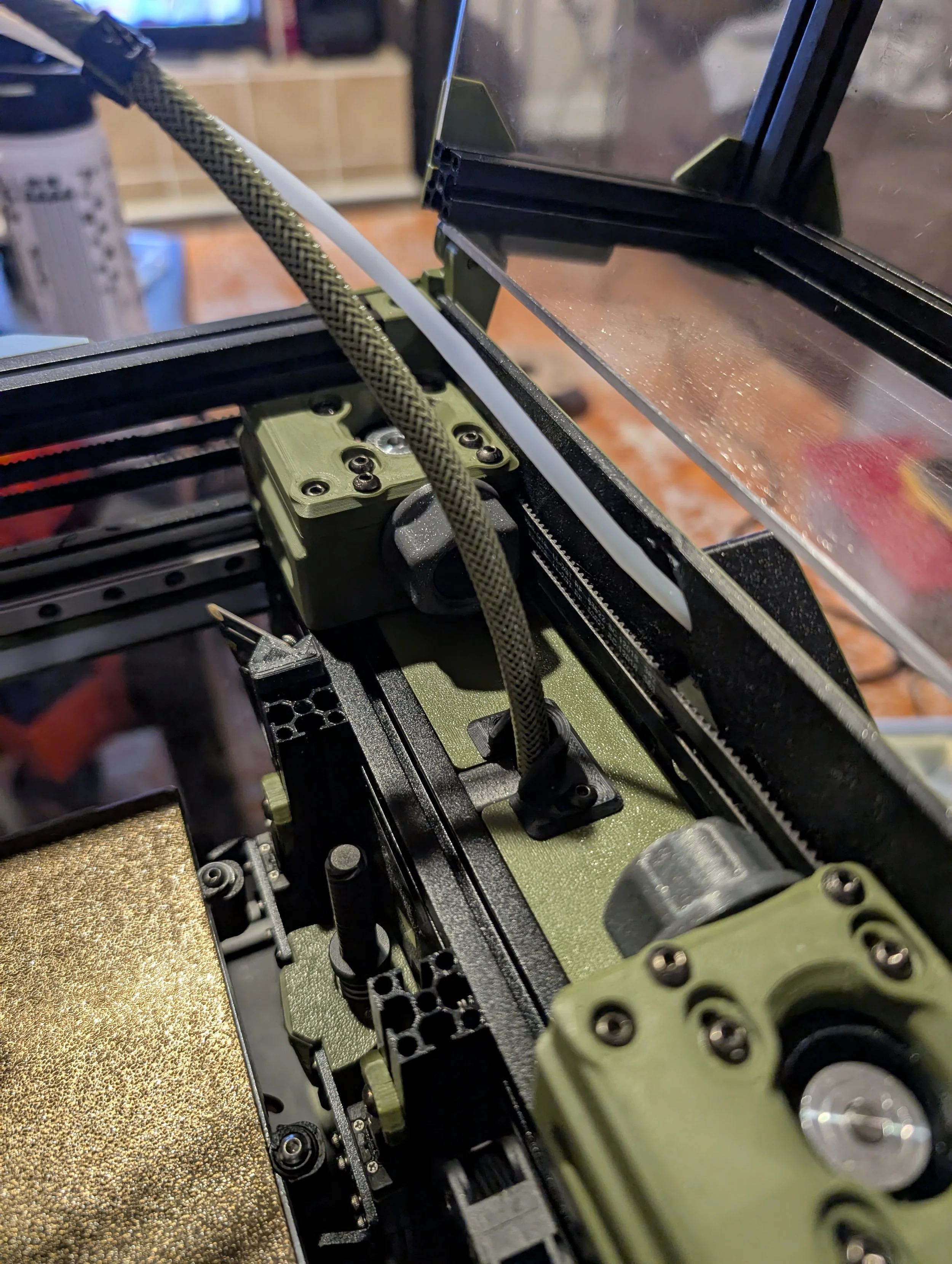 can-02.jpg