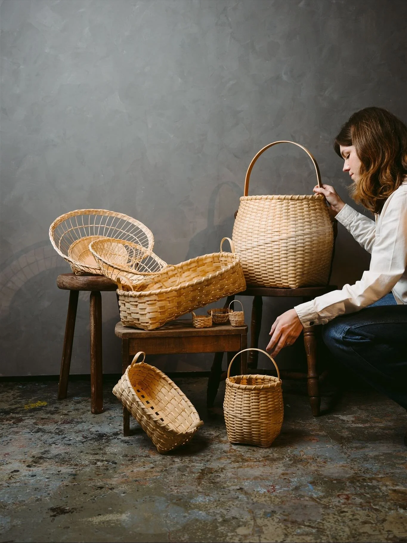 The mini baskets obviously have everything to do with scale, and as I developed them, my curiosity grew for going big, and bigger. A sort of reverse engineered, multi-gen basket family 📶 

Photos by thee @oh.cecilia 🫶🏻