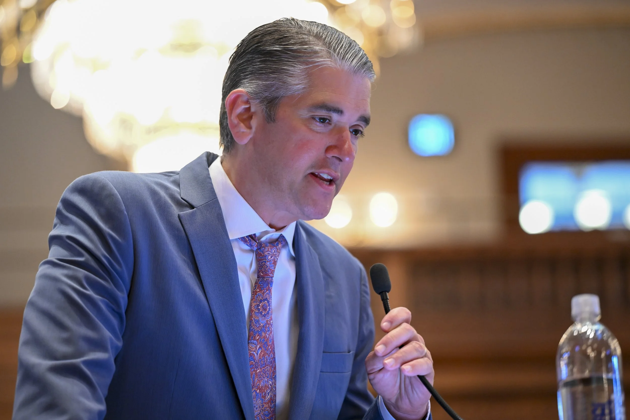 Vella Bill to Ease Teacher Shortage Advances to Senate