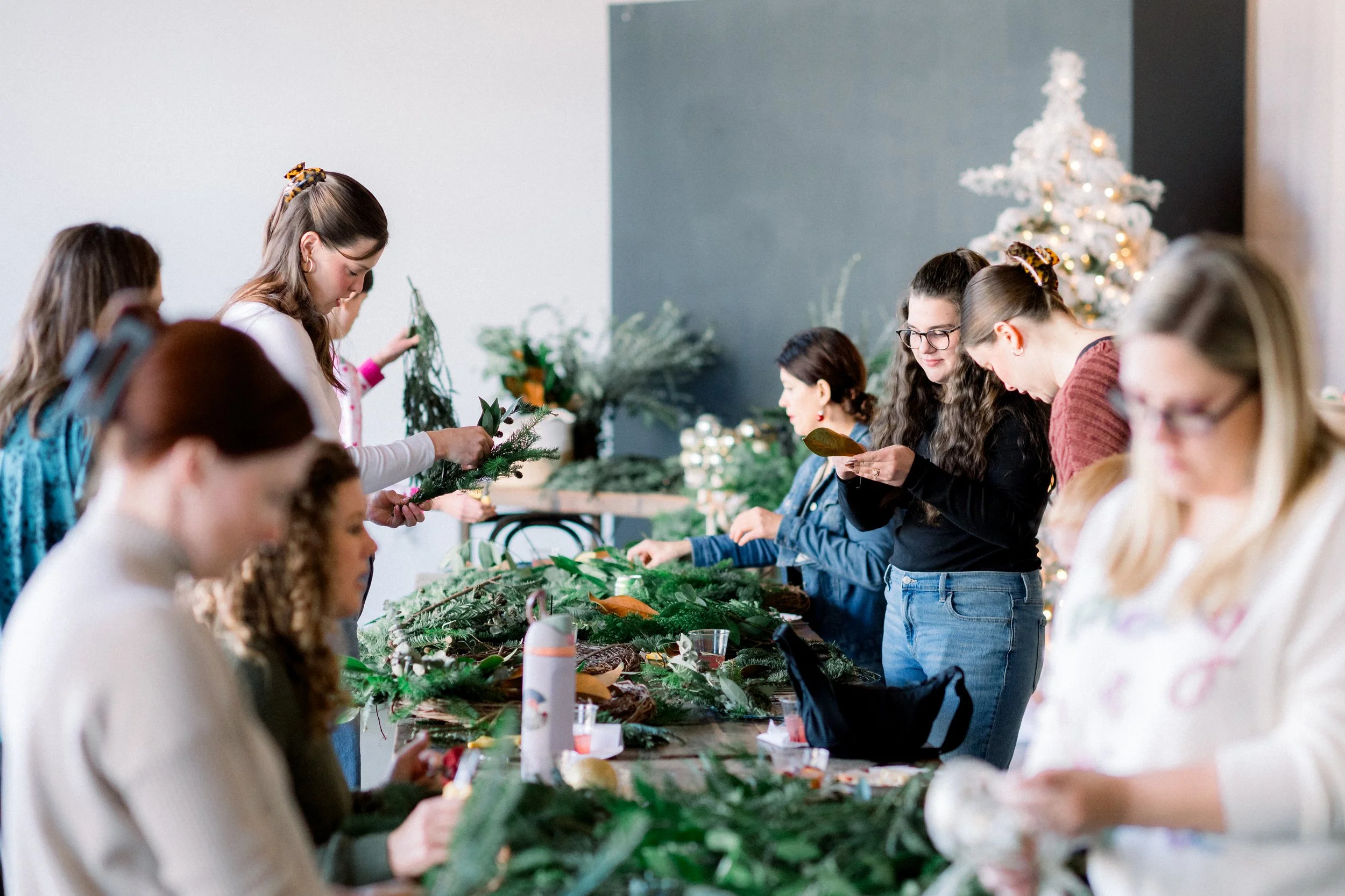 AmberMustainWreathWorkshop-AllisonEasterling-78.jpg