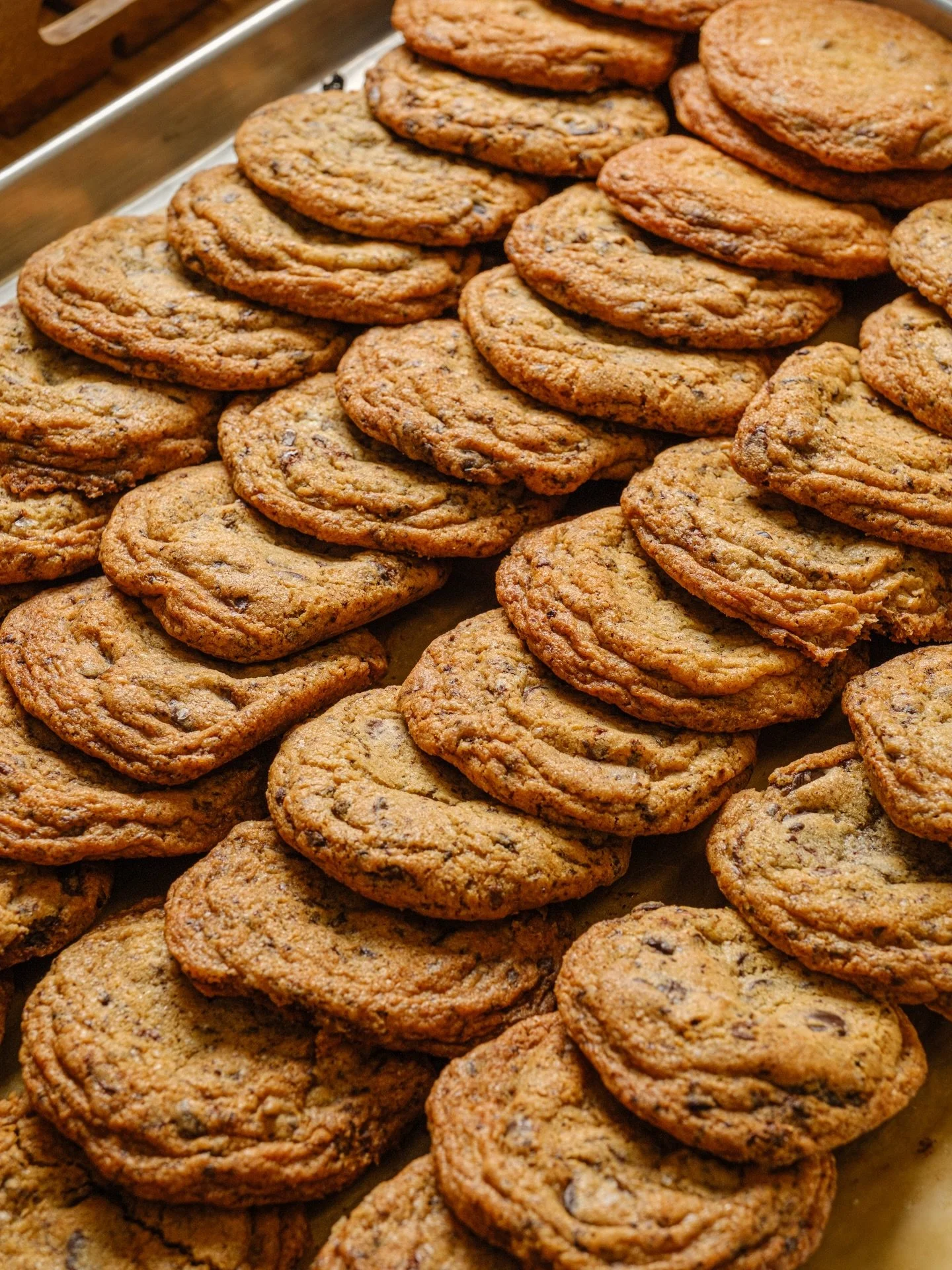 Tis the season for milk &amp; cookies finished with flaky sea salt.🍪✨🎄

Today and tomorrow is your last chance to get in holiday dinner orders! There are limited quantities left so don&rsquo;t wait to order yours. 🍽️

@citrusforward 

Link in bio 