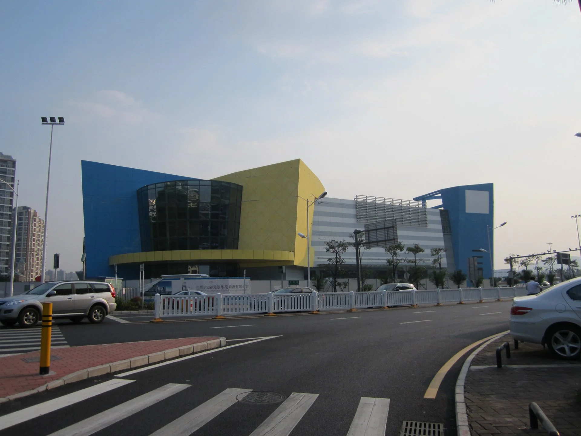 Logistic Shopping Center in Shenzhen, China