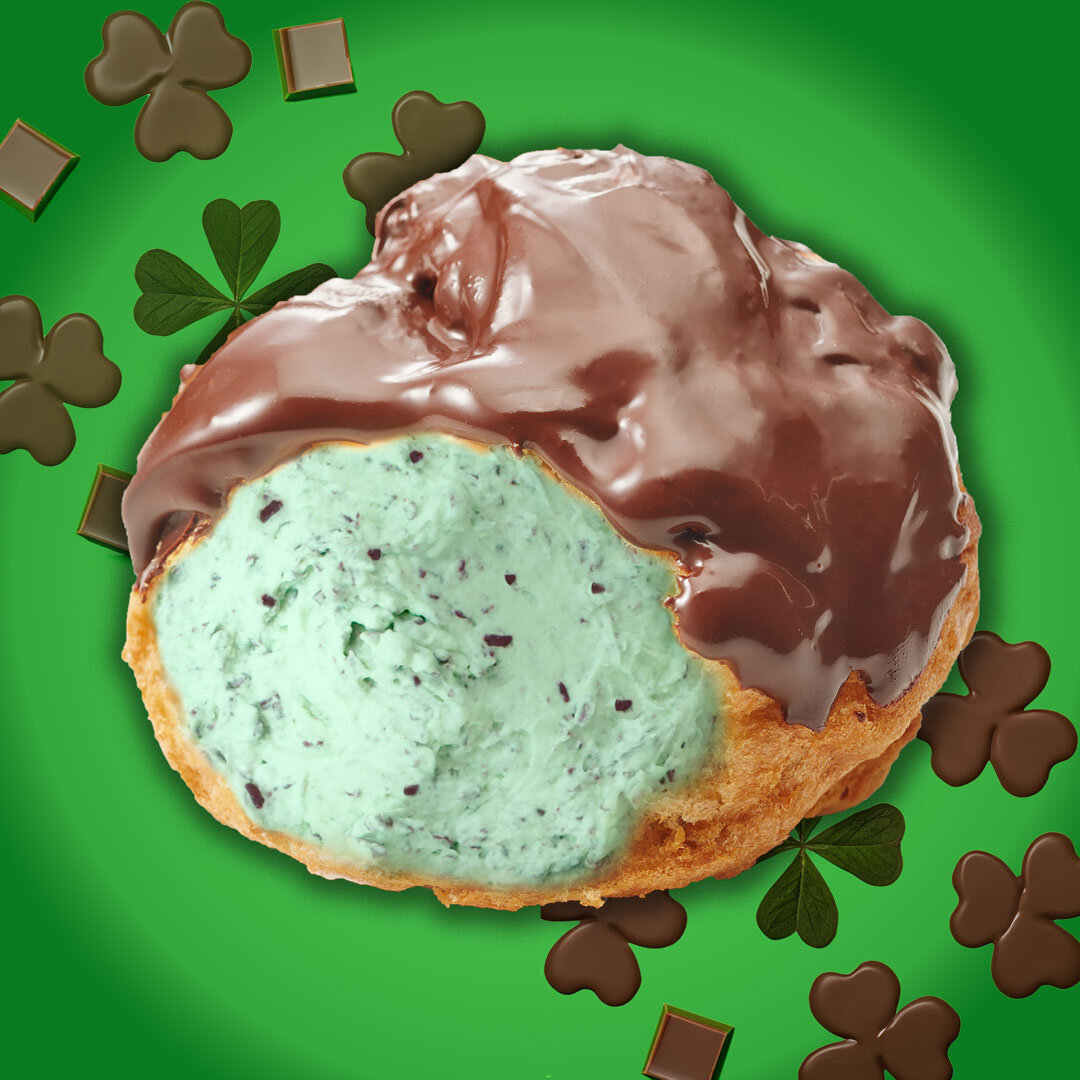 &quot;Oreo&quot; Ready for Some Mint? 💚 Oh, yeah you are.. Oreo&trade; Mint Puff! Bits of Oreo cookie mixed with our fresh cream custard and a hint of mint! Fill your favorite eclair for your lucky combo! 🍀 
💚 Use code: MINTMADNESS  for 15% off (a