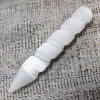 Selenite Spiral Wand - 16 cm (Point One End)