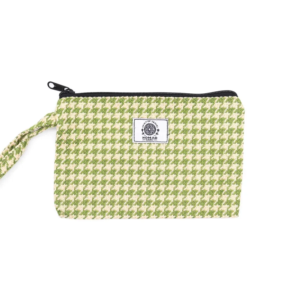 aw1512-1.webp