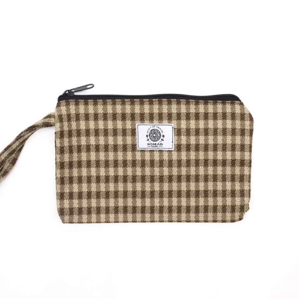 aw1512-2.webp