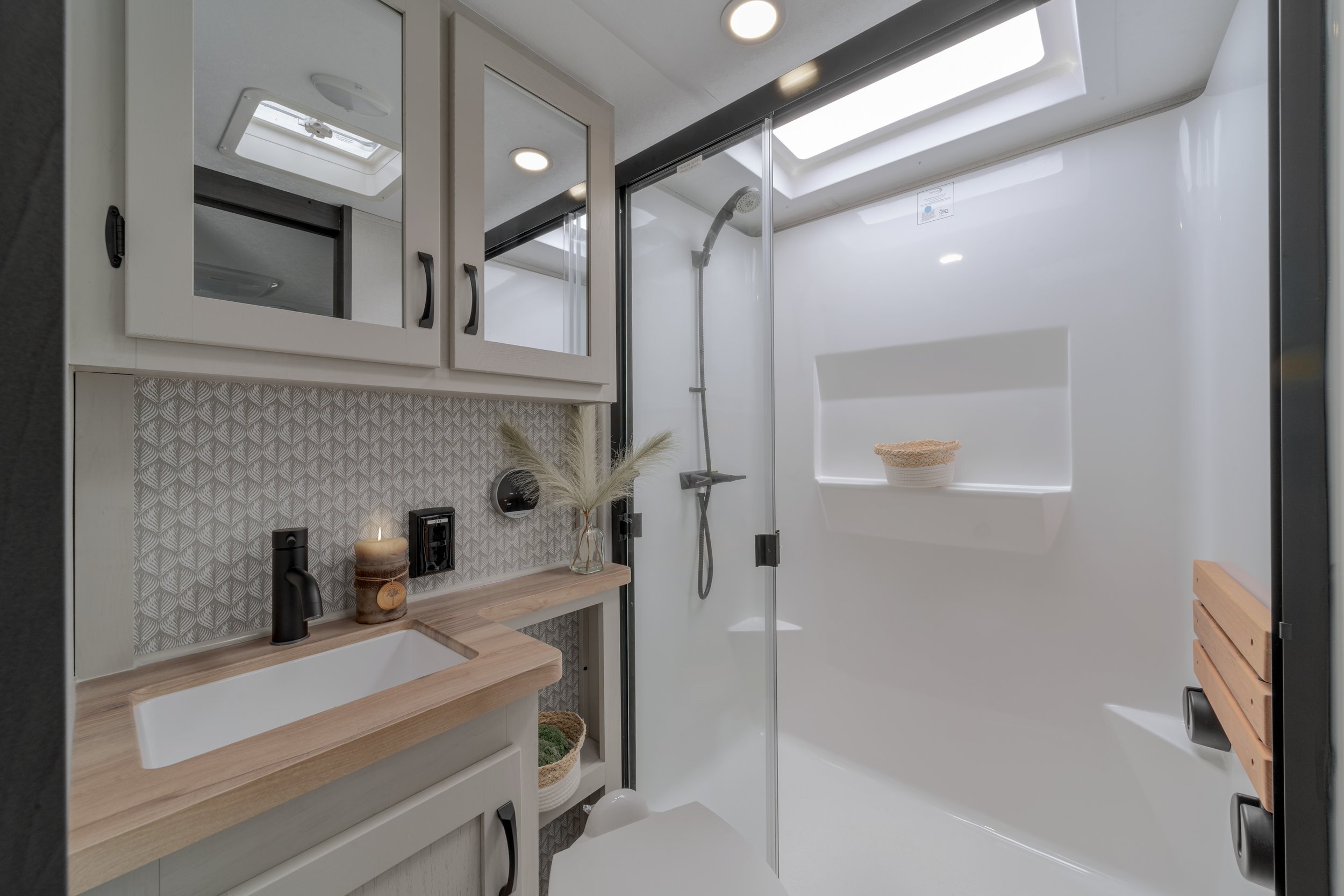 2026-Brookstone-One-Piece-Fiberglass-Shower-&-Teak-Seat 395DBL.jpg