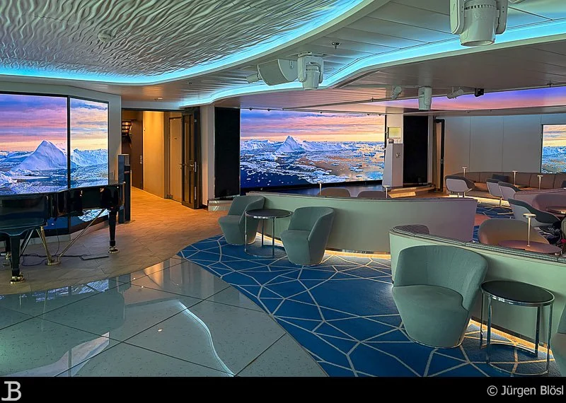 The first day at sea - Icebergs and Penguins - 2