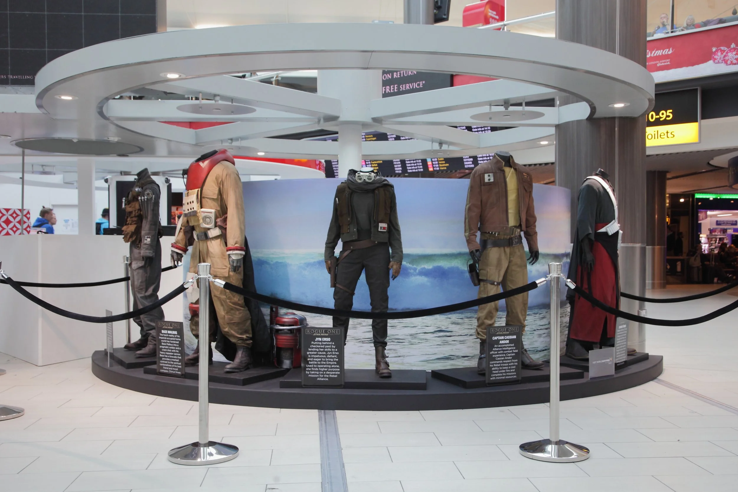 Rogue_One_World_Duty_Free_Gatwick_020.jpg